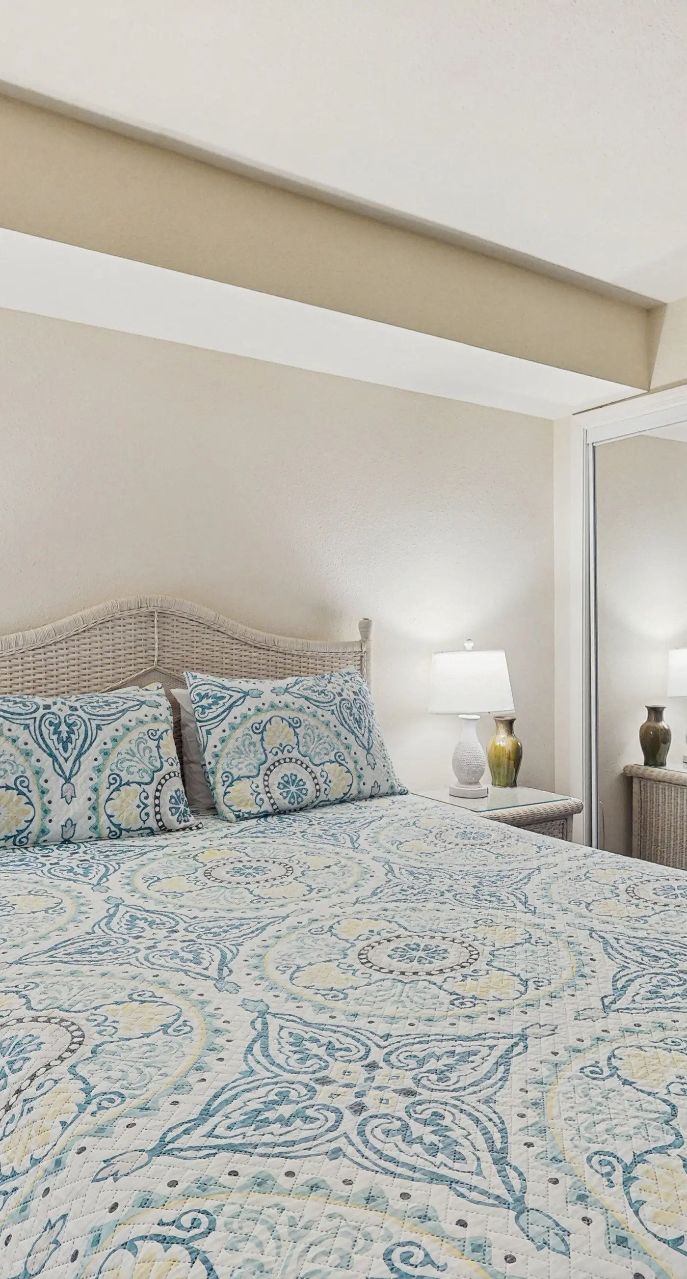 Waterfront condo with shared pool & hot tub - near beach at Plantation Palms