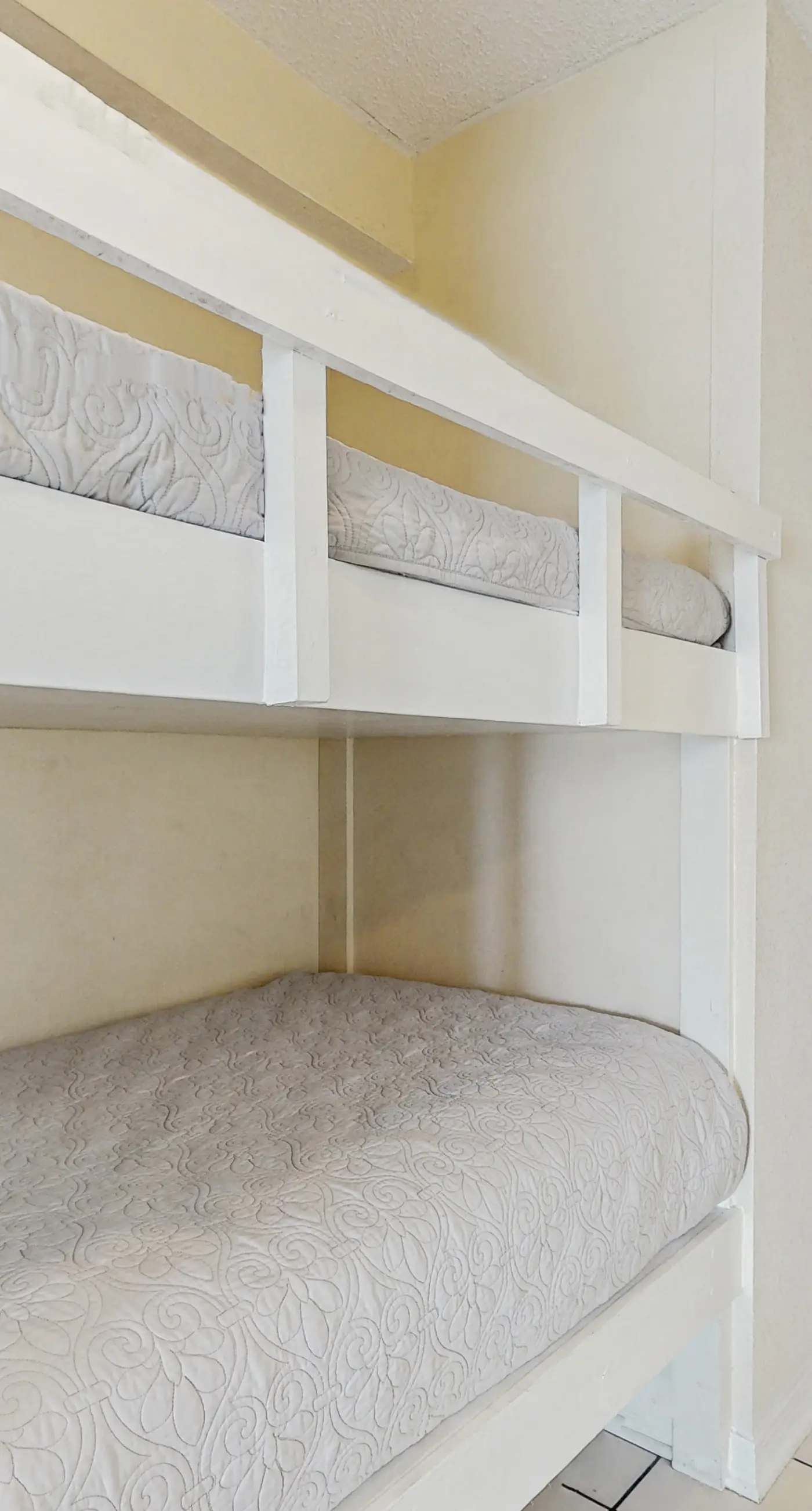 Waterfront condo with shared pool & hot tub - near beach at Plantation Palms