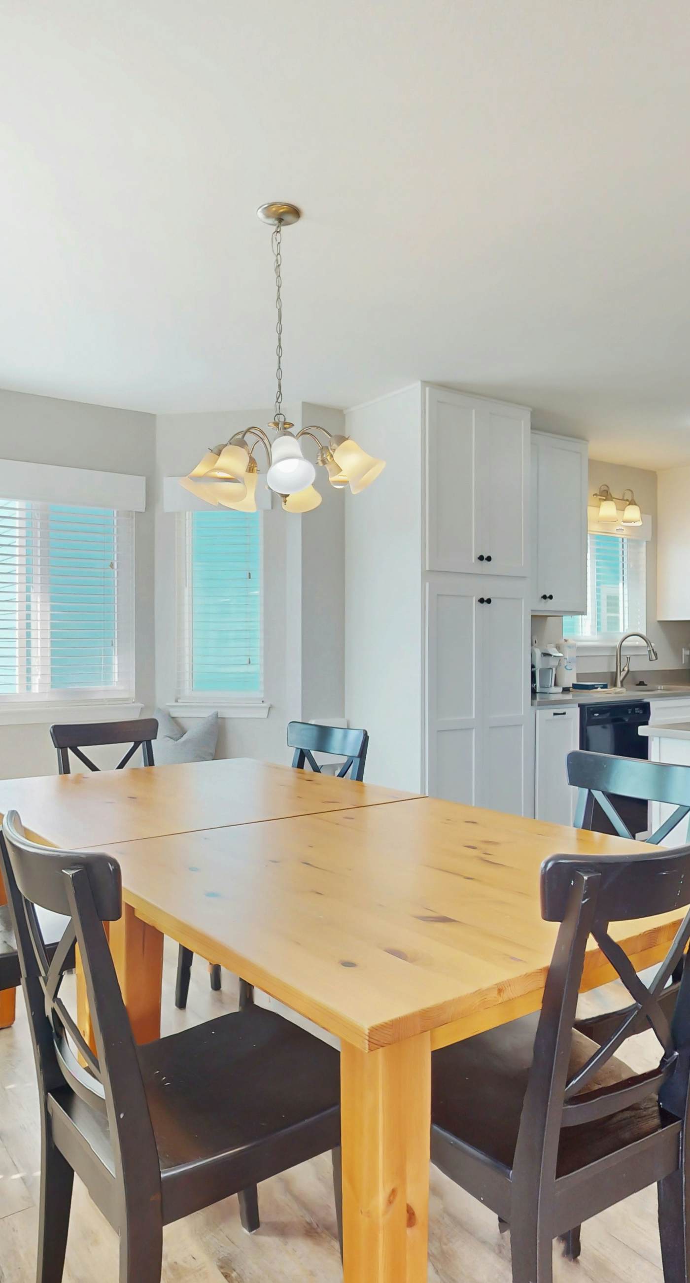 Gulf view duplex with multi-level balcony, hot tub