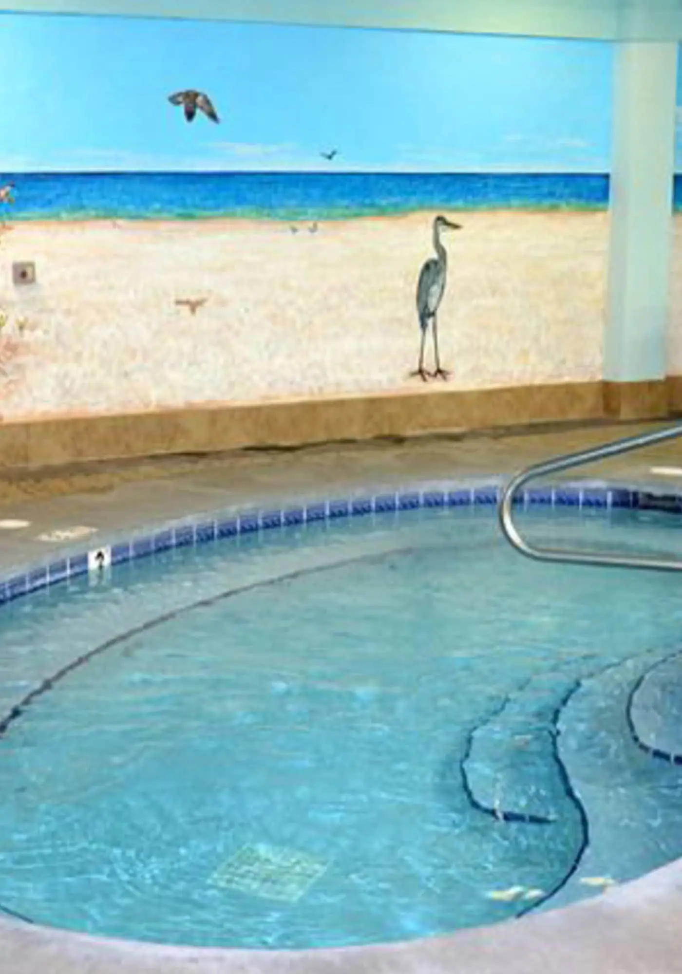 Gulf view duplex with multi-level balcony, hot tub