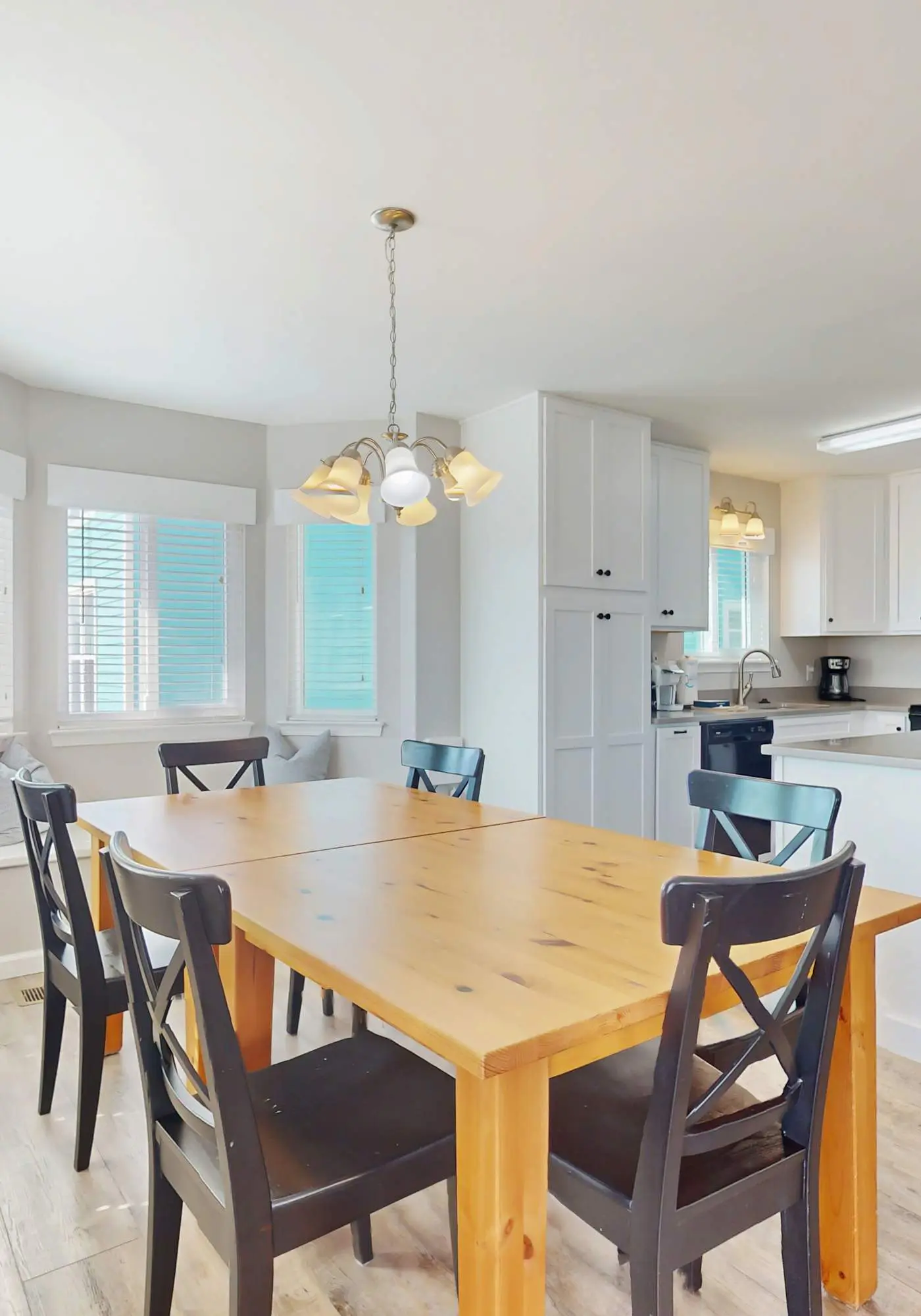 Gulf view duplex with multi-level balcony, hot tub