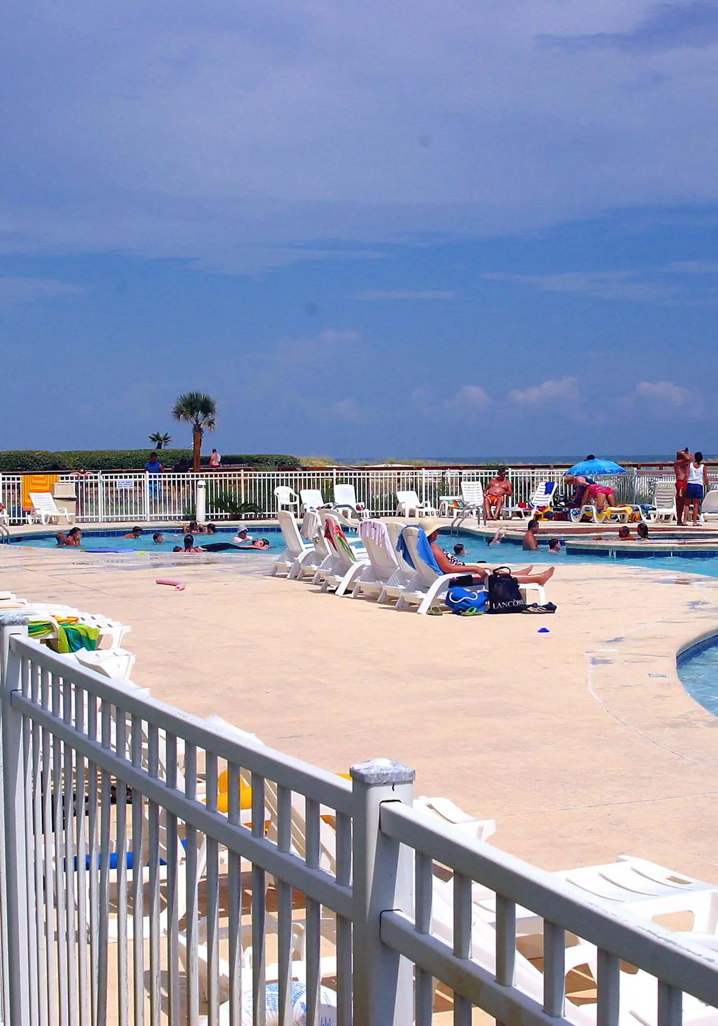 Gulf view duplex with multi-level balcony, hot tub