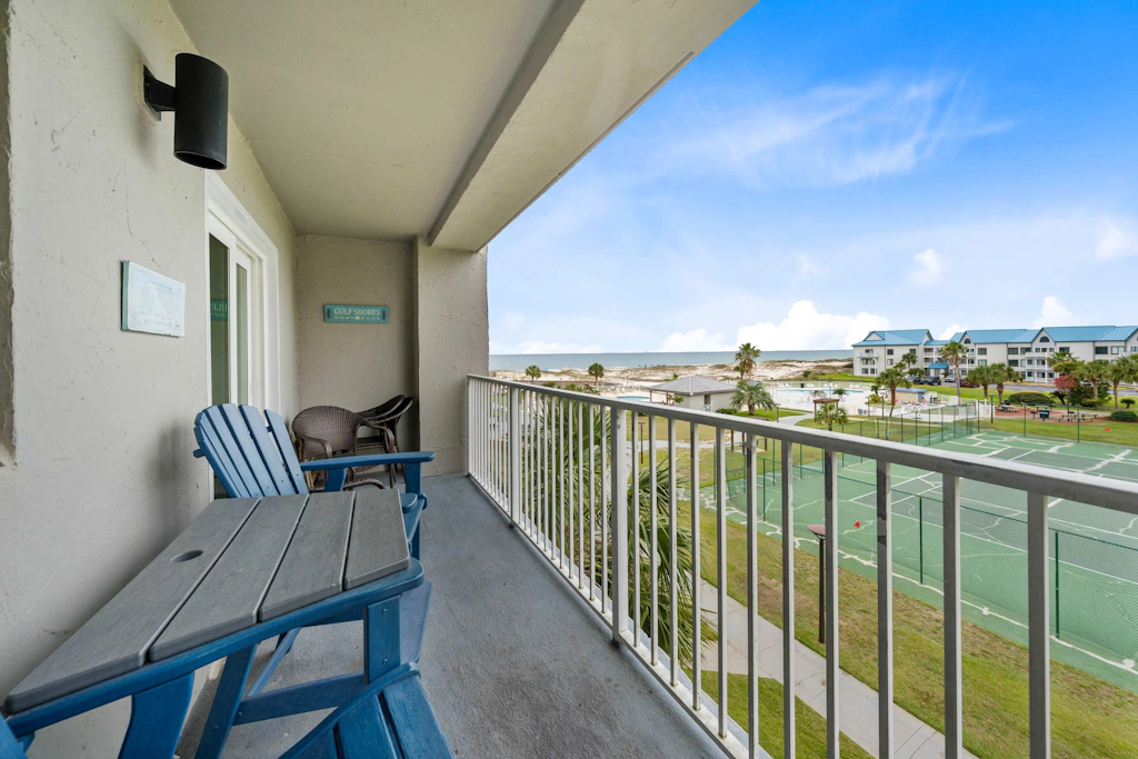 5th-floor beach Gulf-front condo with balcony, great views, & pool access