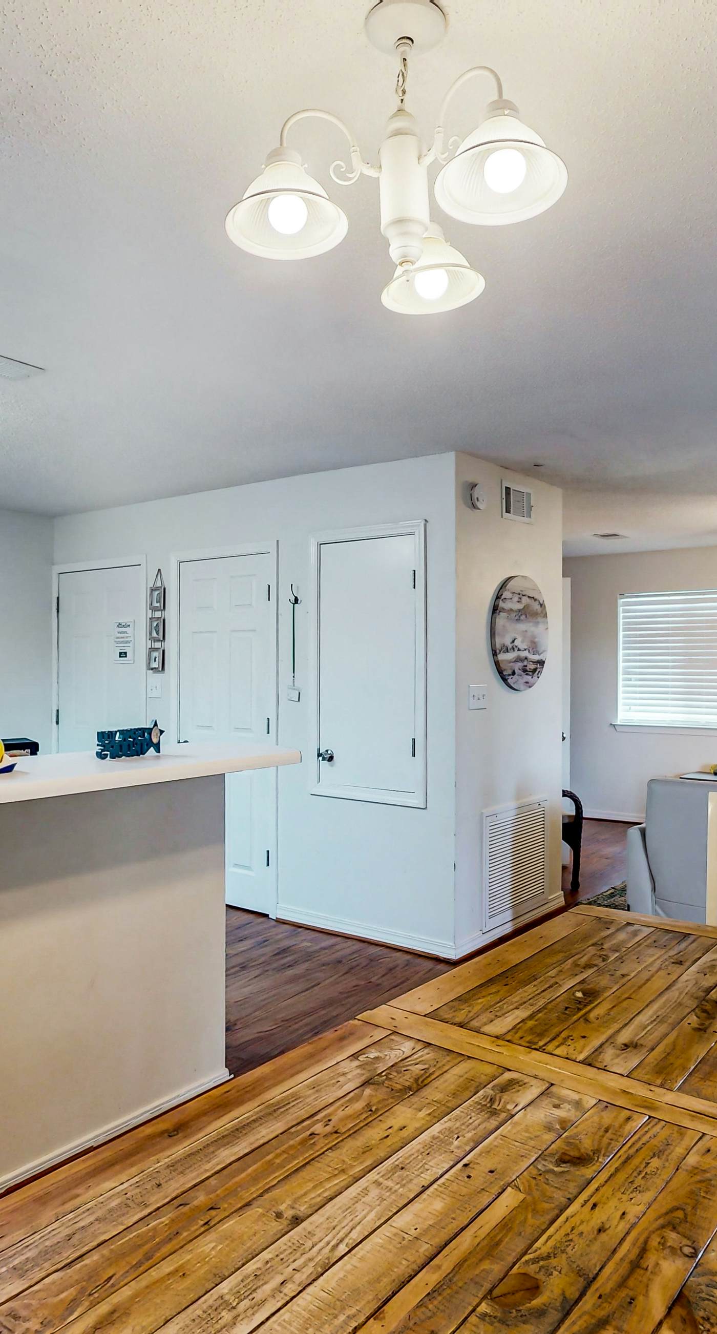 Gulf view home with two-level deck, beach access & shared pools, hot tub, gym