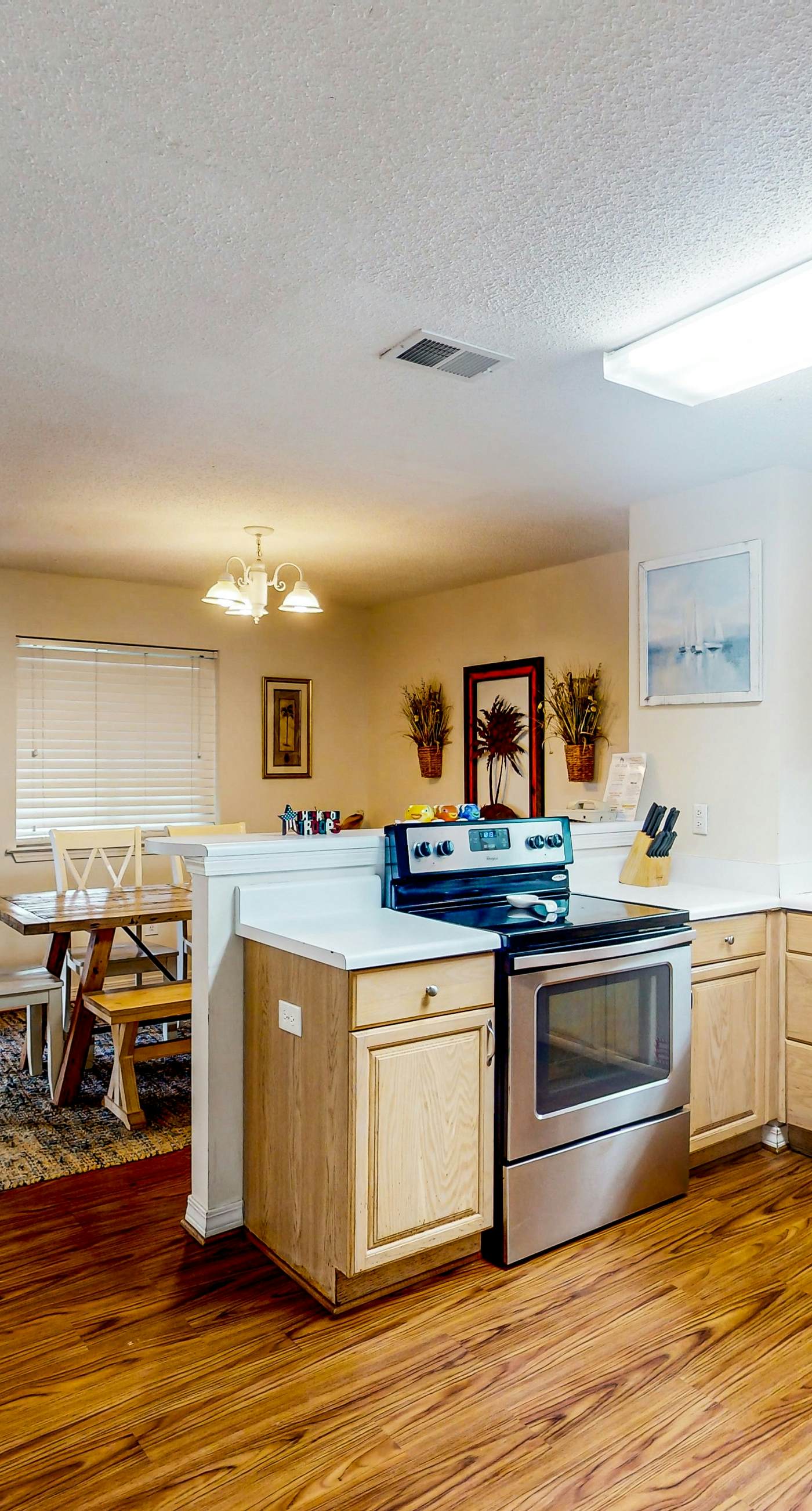 Gulf view home with two-level deck, beach access & shared pools, hot tub, gym