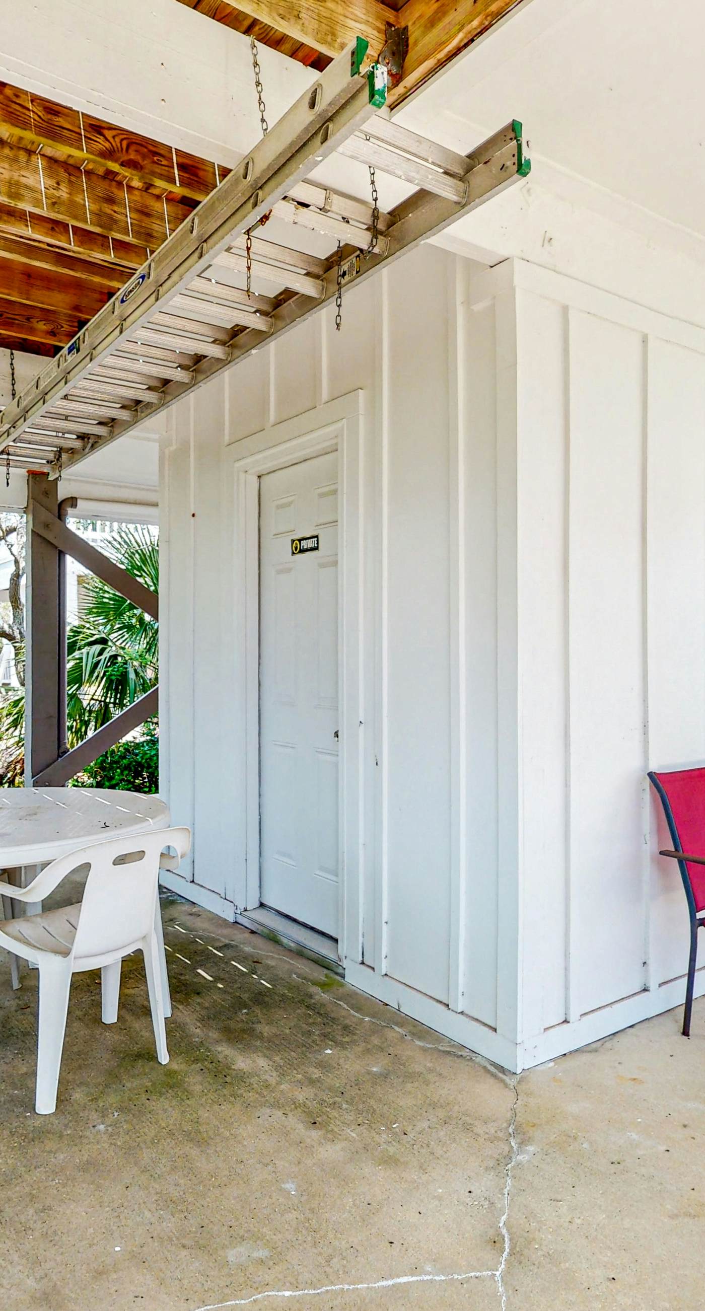 Gulf view home with two-level deck, beach access & shared pools, hot tub, gym