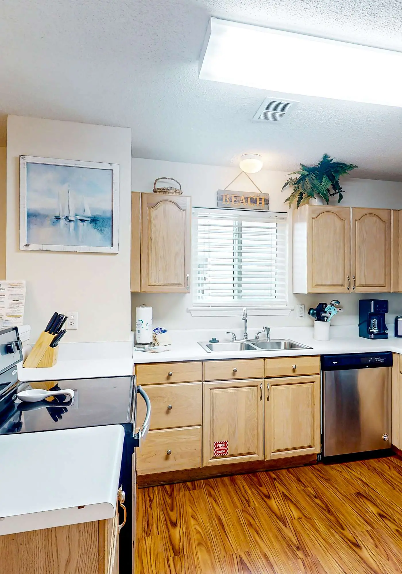 Gulf view home with two-level deck, beach access & shared pools, hot tub, gym