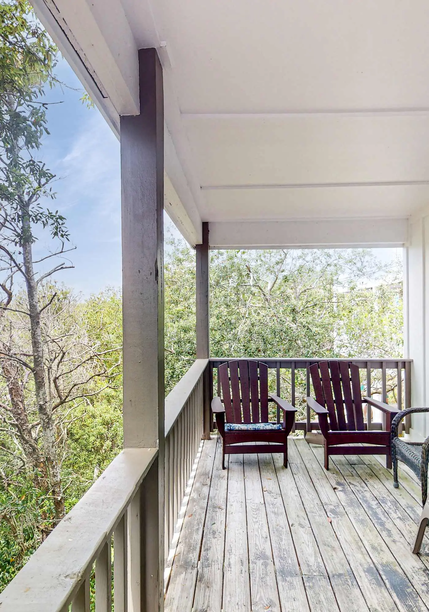 Gulf view home with two-level deck, beach access & shared pools, hot tub, gym
