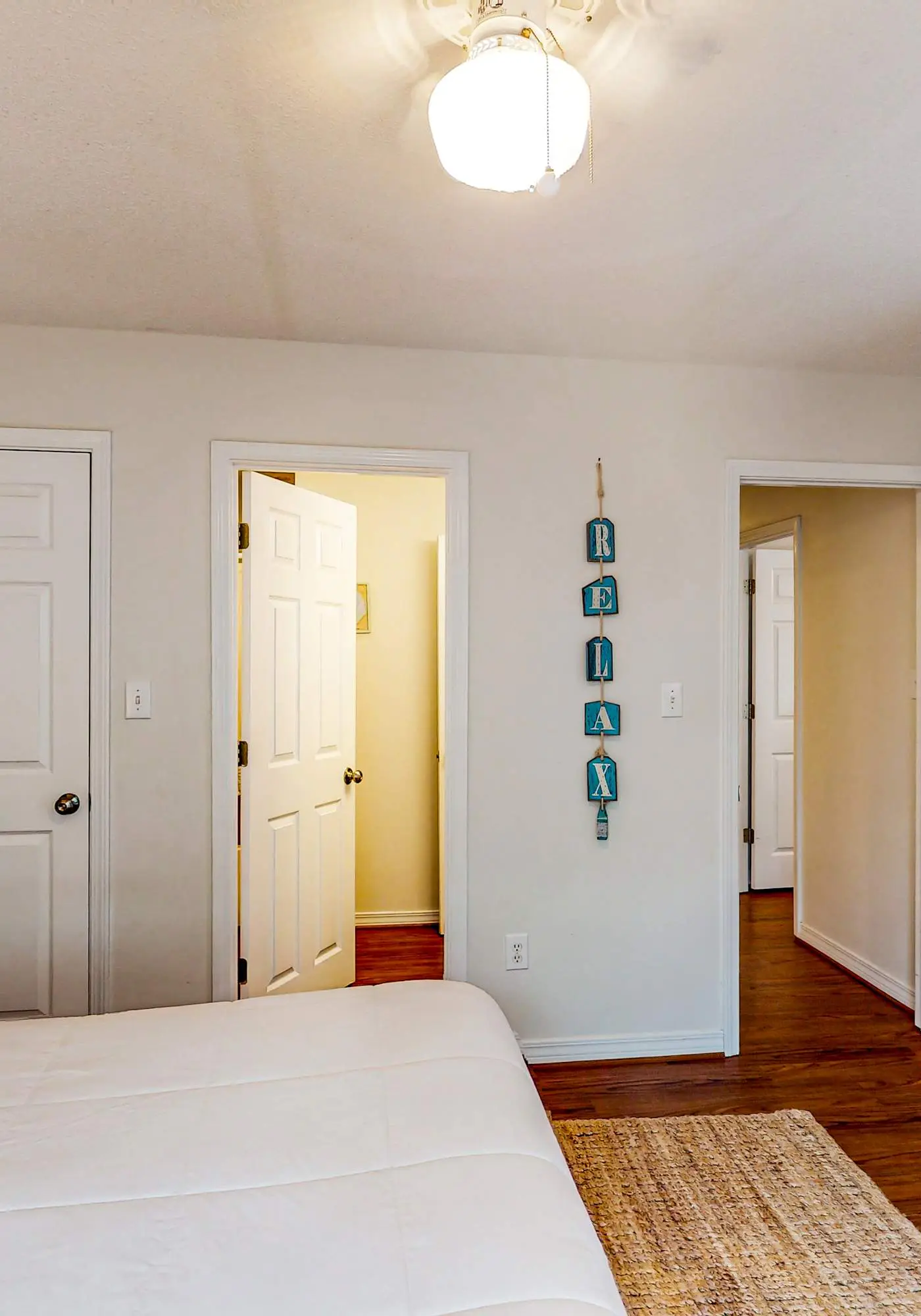 Gulf view home with two-level deck, beach access & shared pools, hot tub, gym
