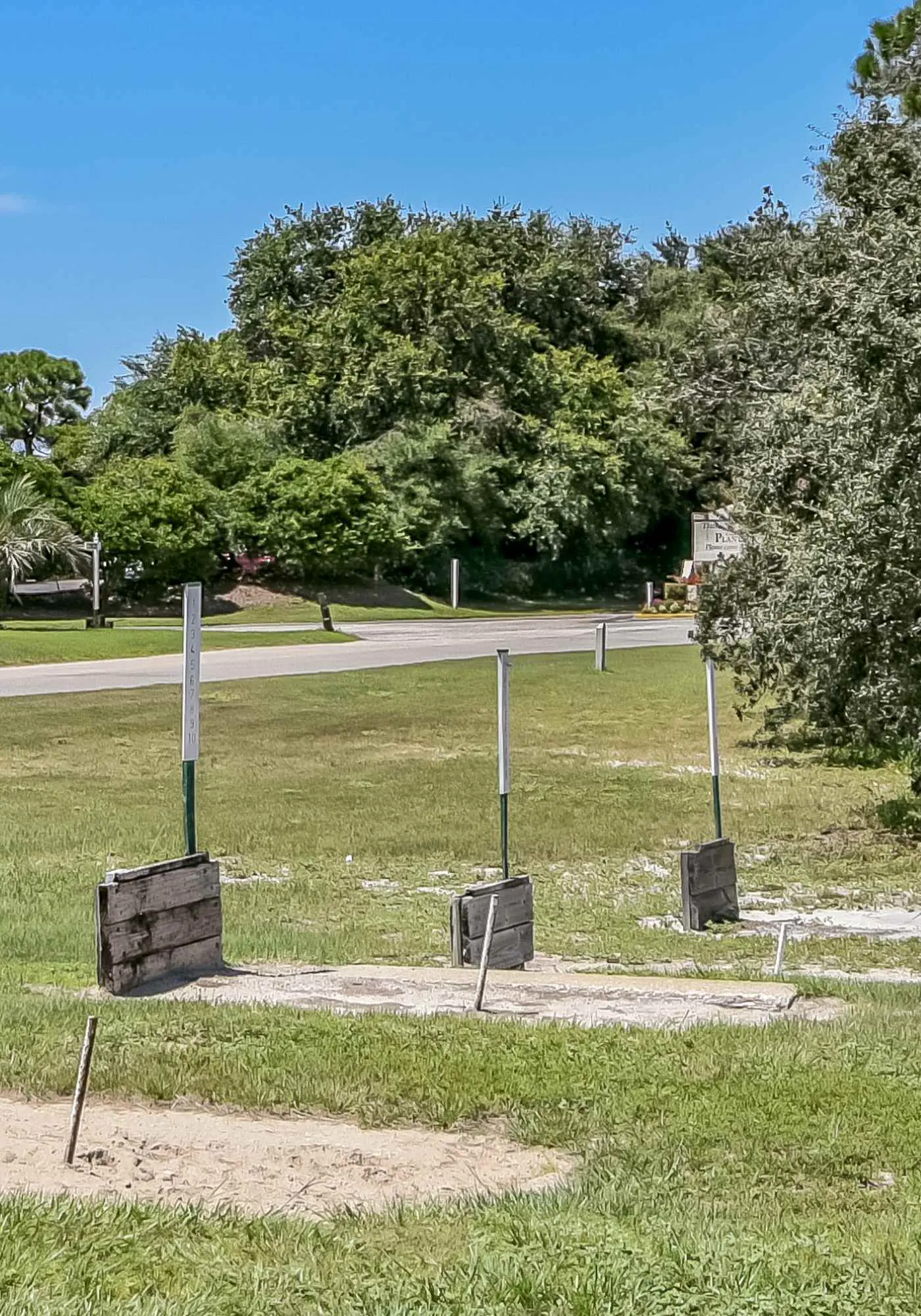 Gulf view home with two-level deck, beach access & shared pools, hot tub, gym