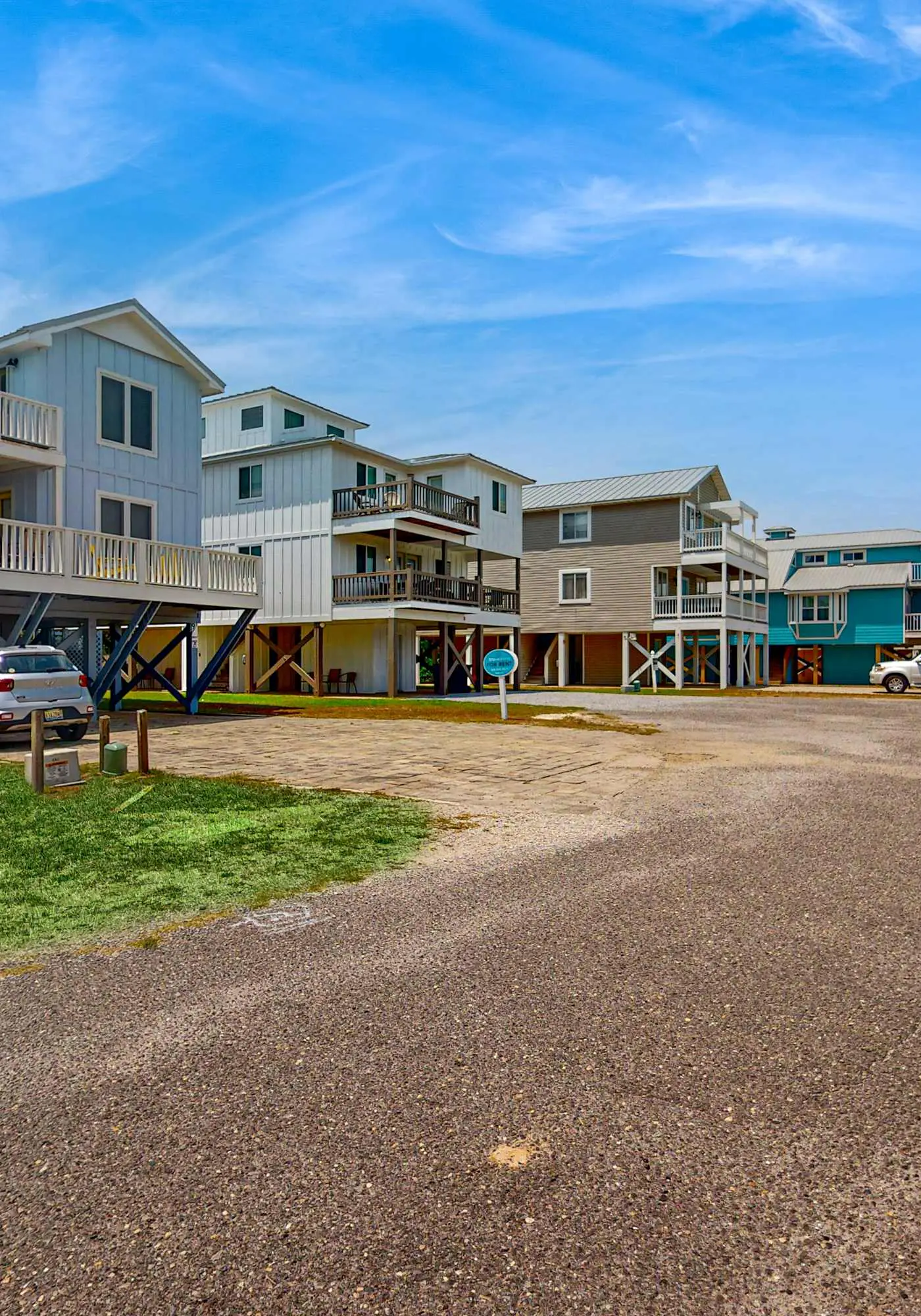 Gulf view home with two-level deck, beach access & shared pools, hot tub, gym