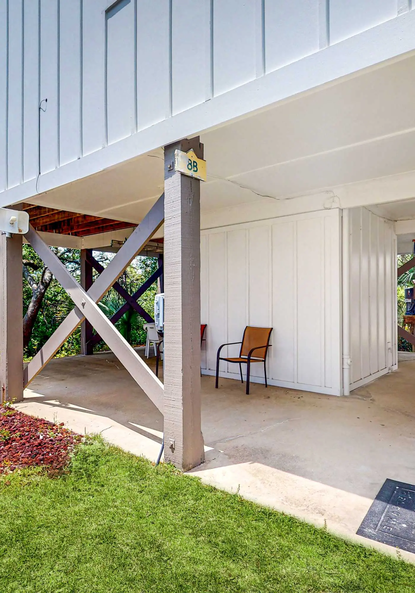 Gulf view home with two-level deck, beach access & shared pools, hot tub, gym
