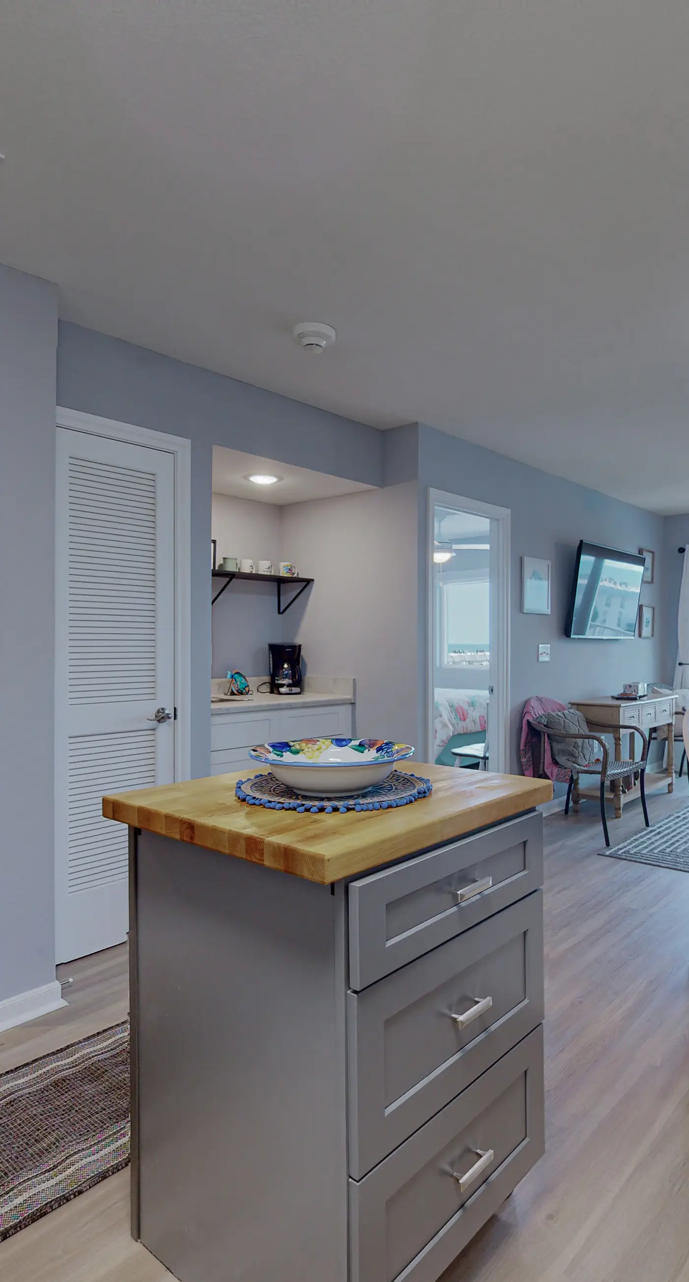 Gulf-view condo near Kiva Dunes with pool, hot tub, & gym - snowbird's delight