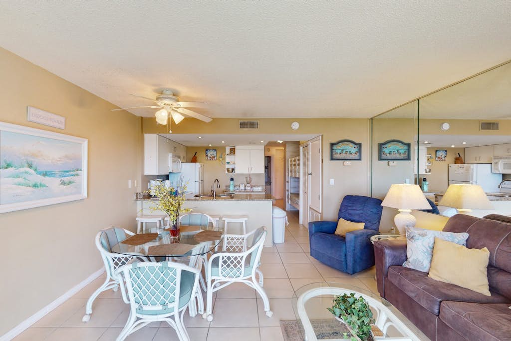 Plantation Palms #6205 with Resort Pools, Hot Tubs & Tennis, Steps to Beach