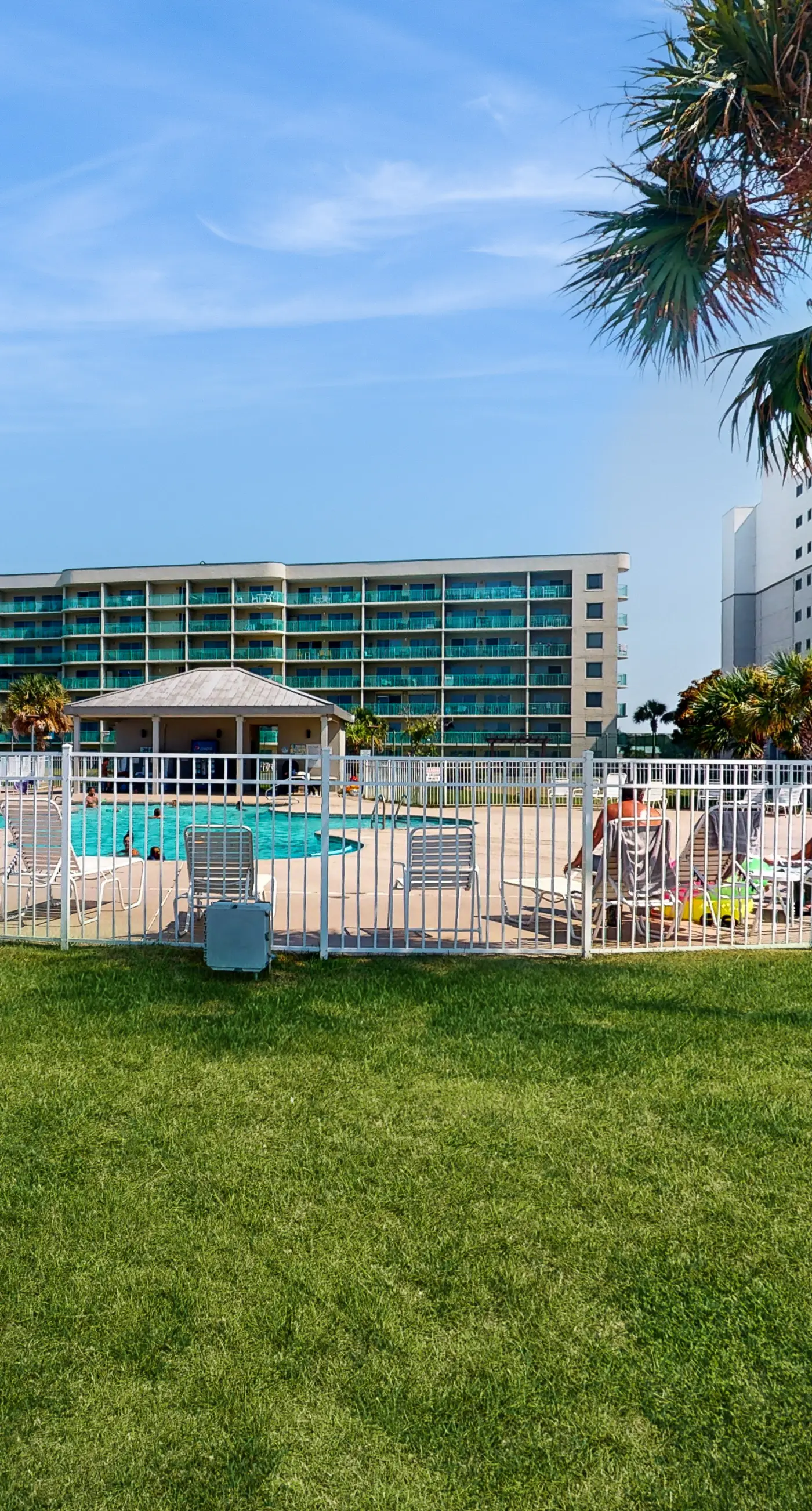 Plantation Palms #6205 with Resort Pools, Hot Tubs & Tennis, Steps to Beach