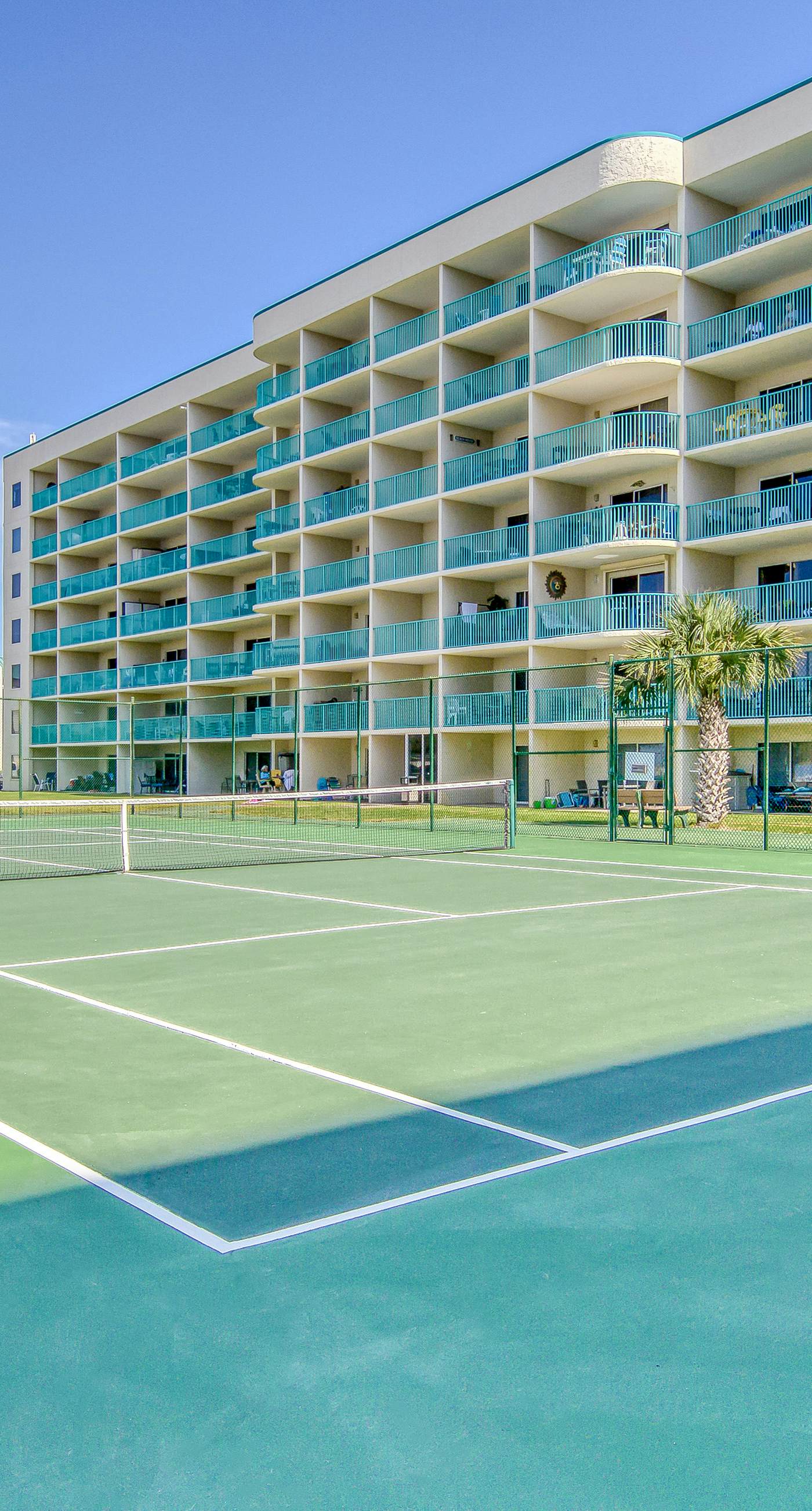 Adorable Beach Condo W/ Shared Pool, Gulf Views, Private Balcony & WiFi