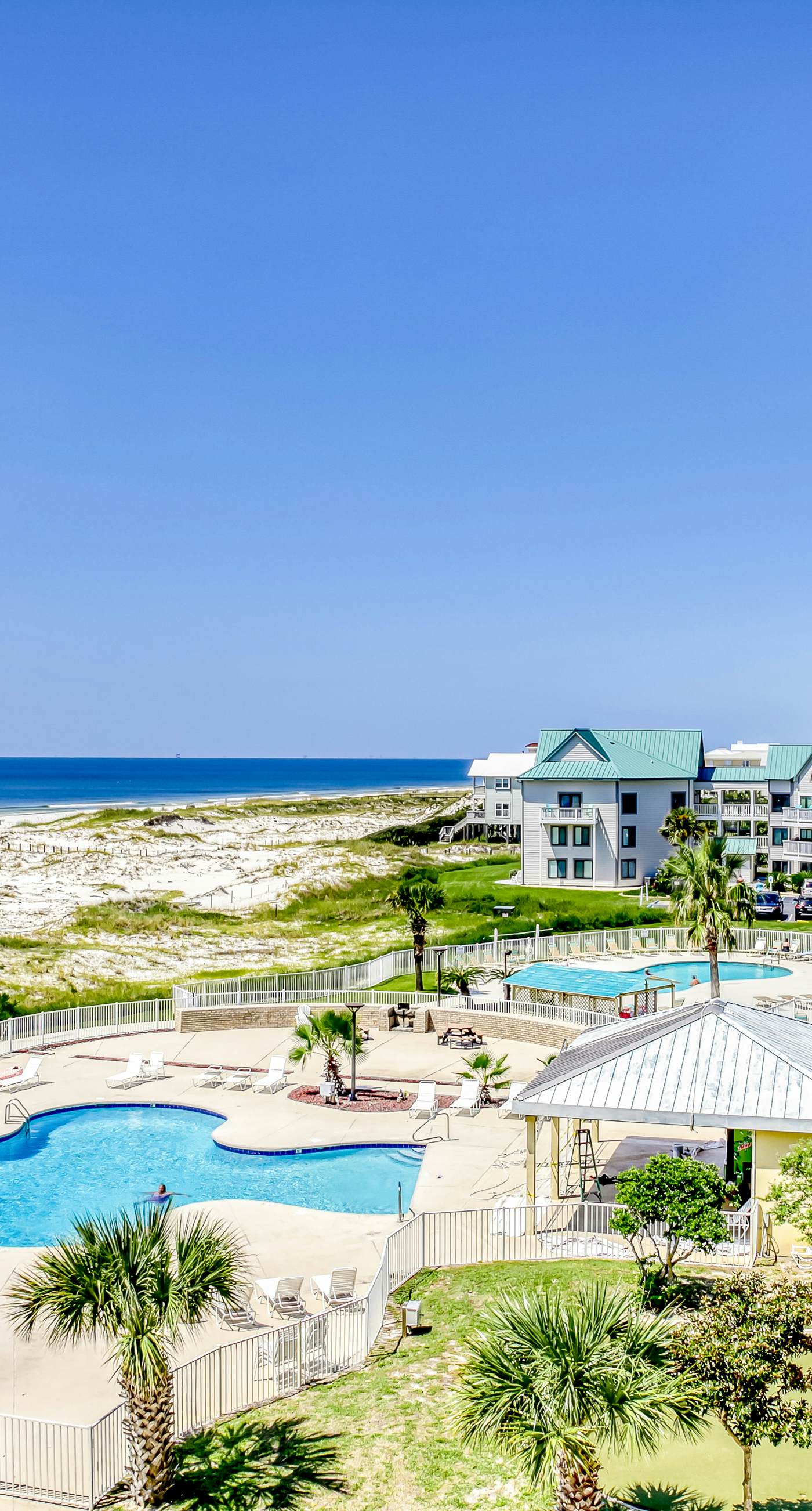 Adorable Beach Condo W/ Shared Pool, Gulf Views, Private Balcony & WiFi