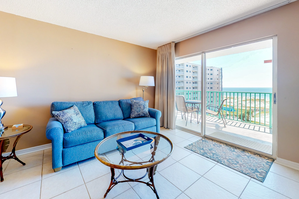 Sixth-Floor, Gulf View Condo w Balcony, WiFi & Resort Pools Hot Tubs Tennis