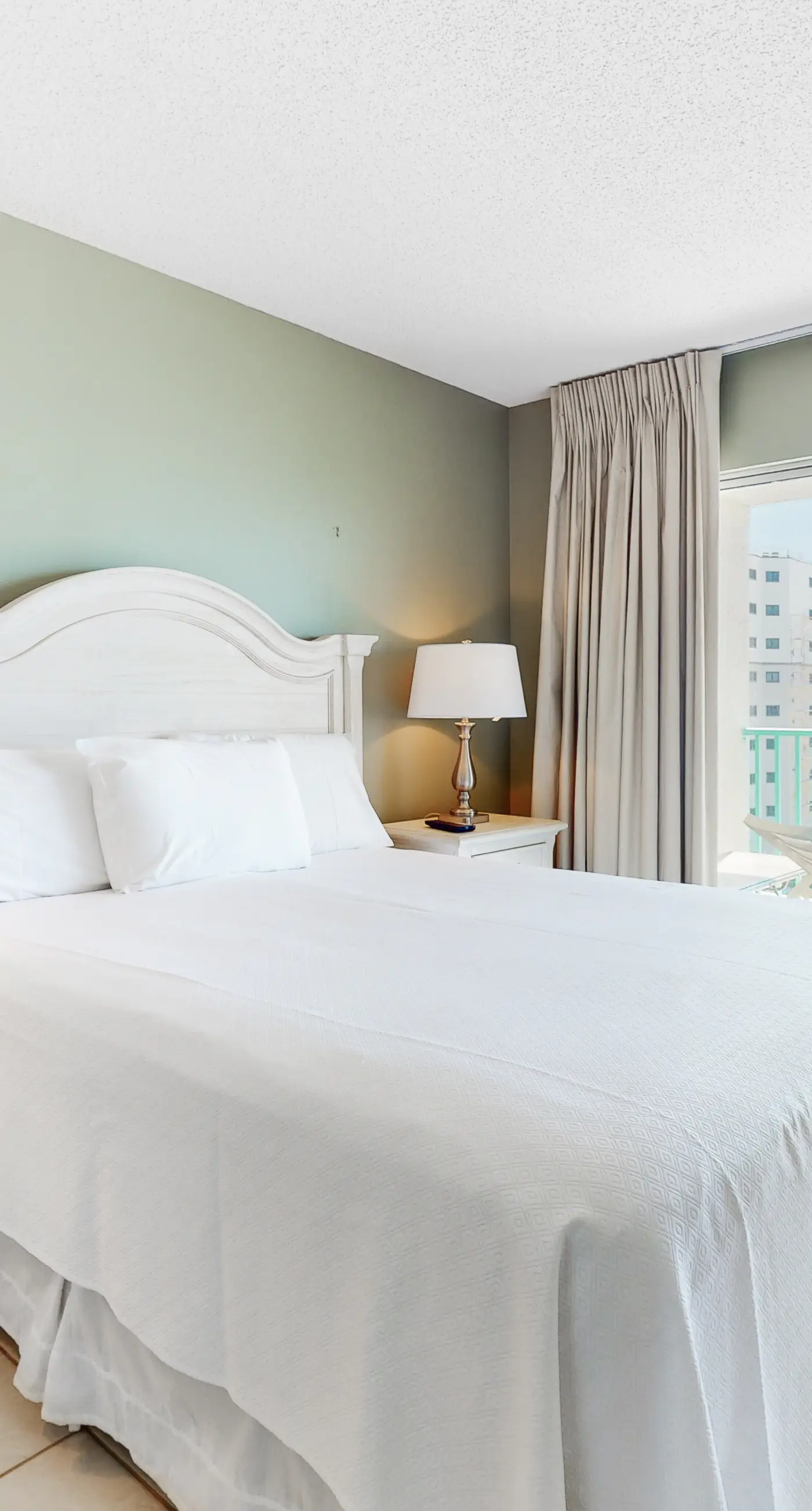 Sixth-Floor, Gulf View Condo w Balcony, WiFi & Resort Pools Hot Tubs Tennis