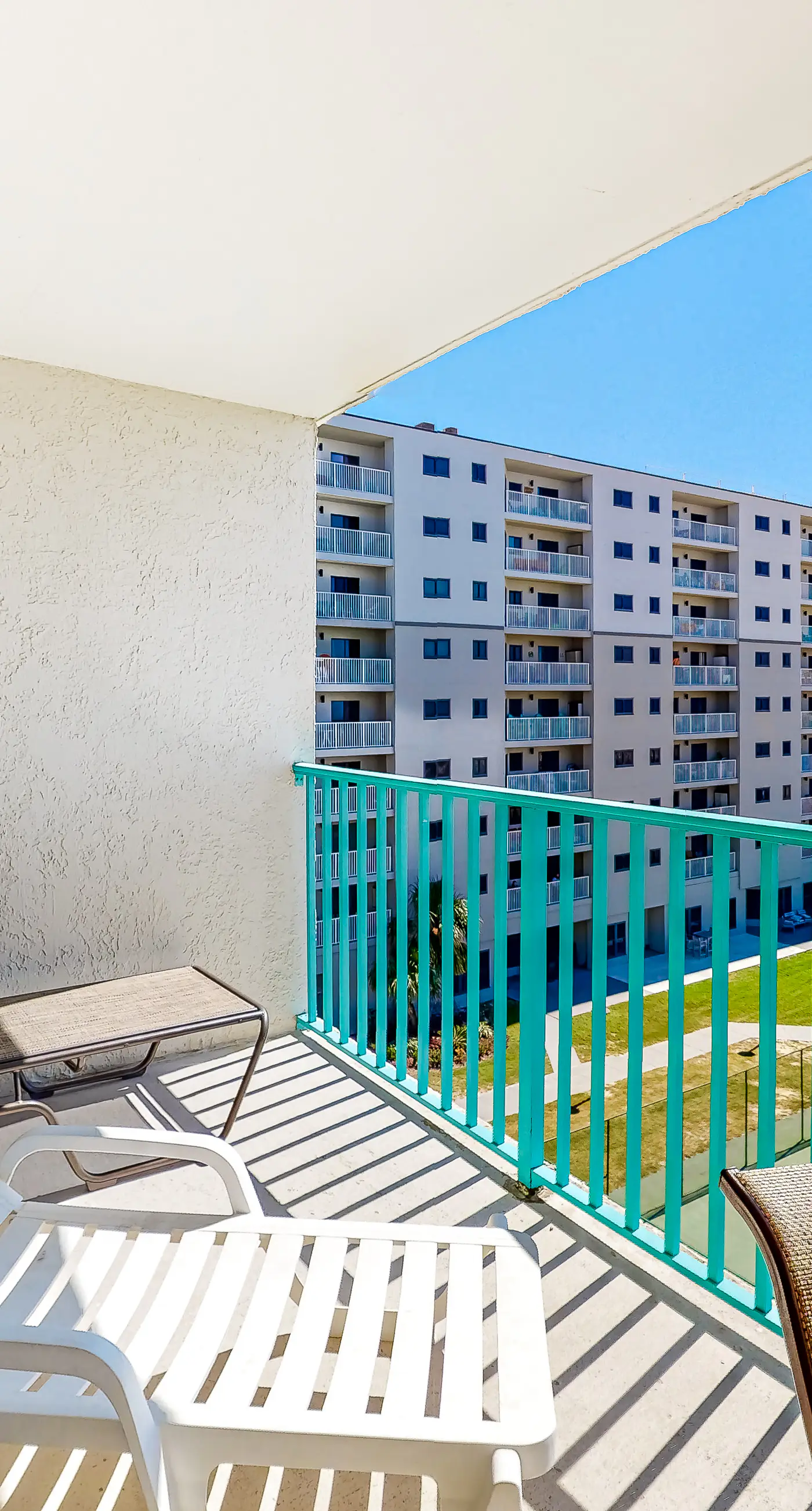 Sixth-Floor, Gulf View Condo w Balcony, WiFi & Resort Pools Hot Tubs Tennis