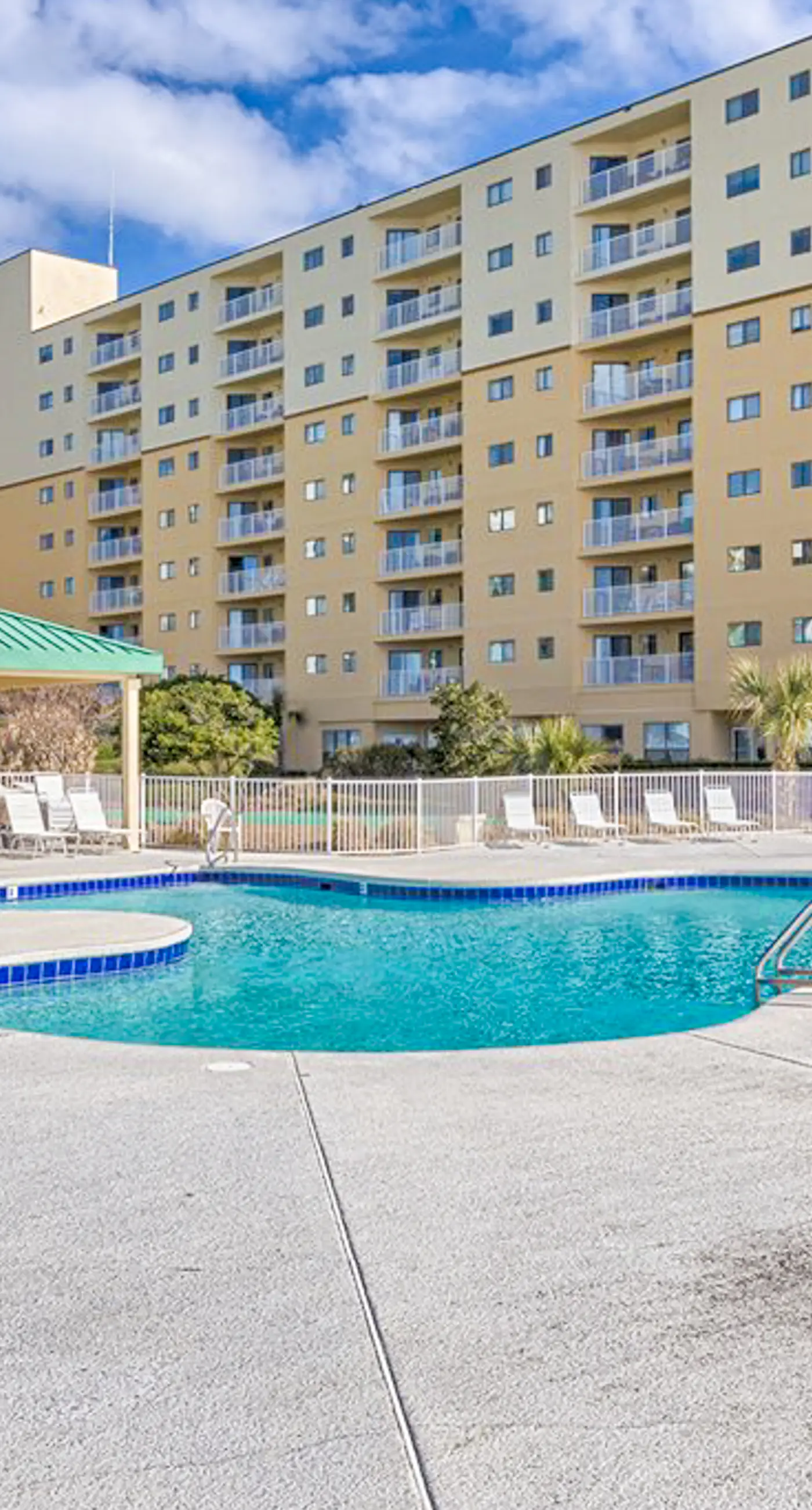 Sixth-Floor, Gulf View Condo w Balcony, WiFi & Resort Pools Hot Tubs Tennis