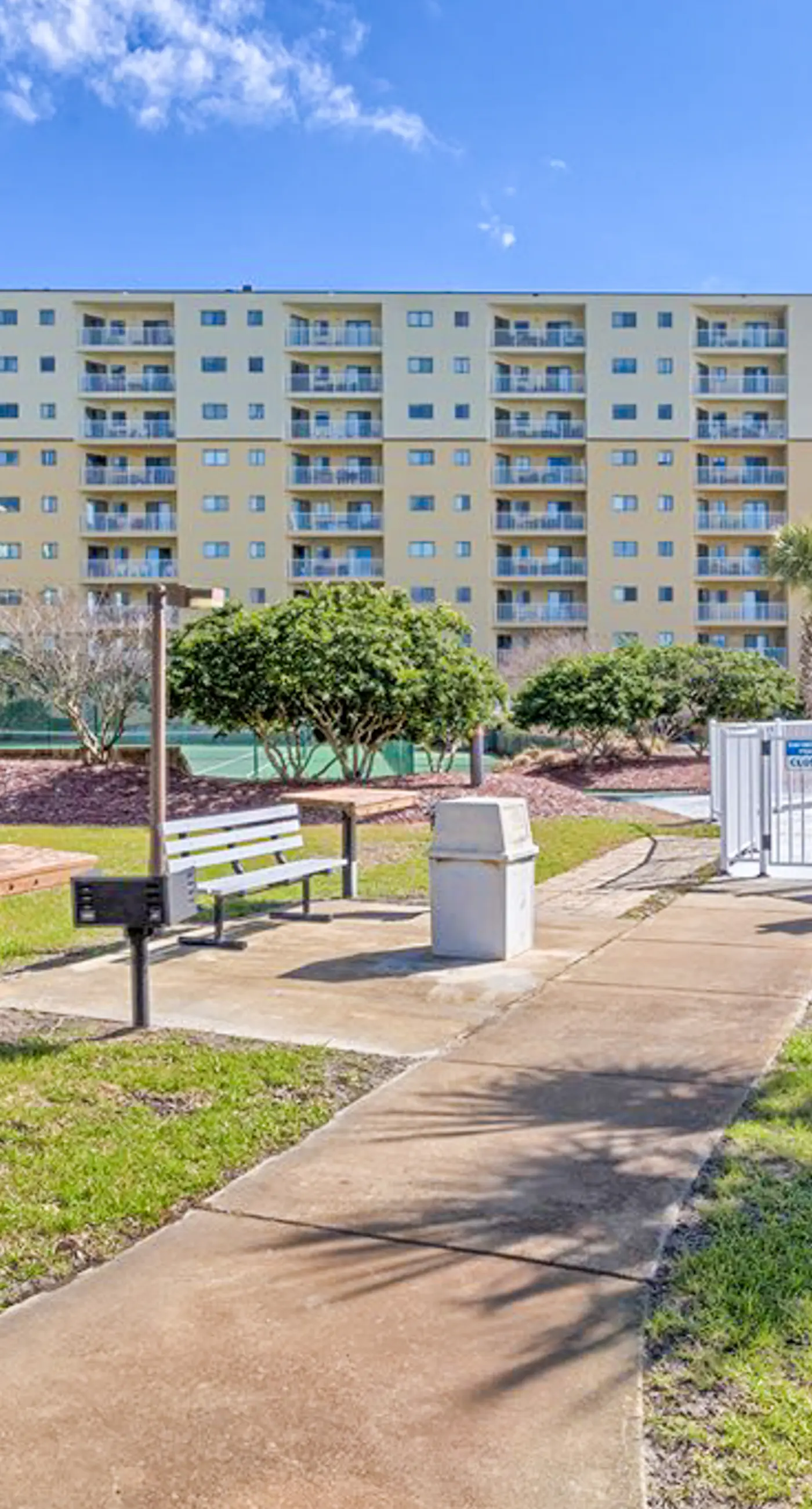 Sixth-Floor, Gulf View Condo w Balcony, WiFi & Resort Pools Hot Tubs Tennis