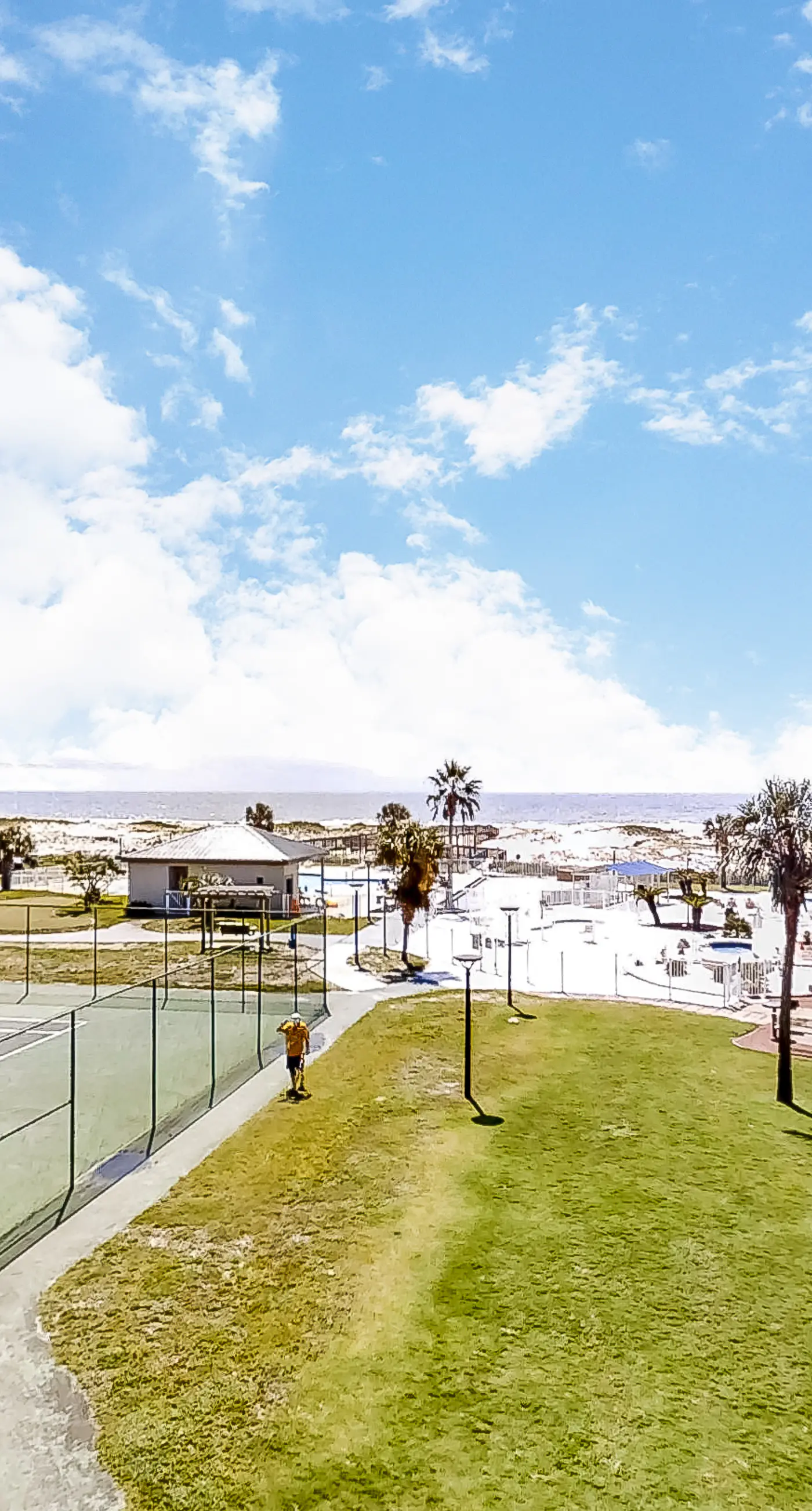 Sixth-Floor, Gulf View Condo w Balcony, WiFi & Resort Pools Hot Tubs Tennis