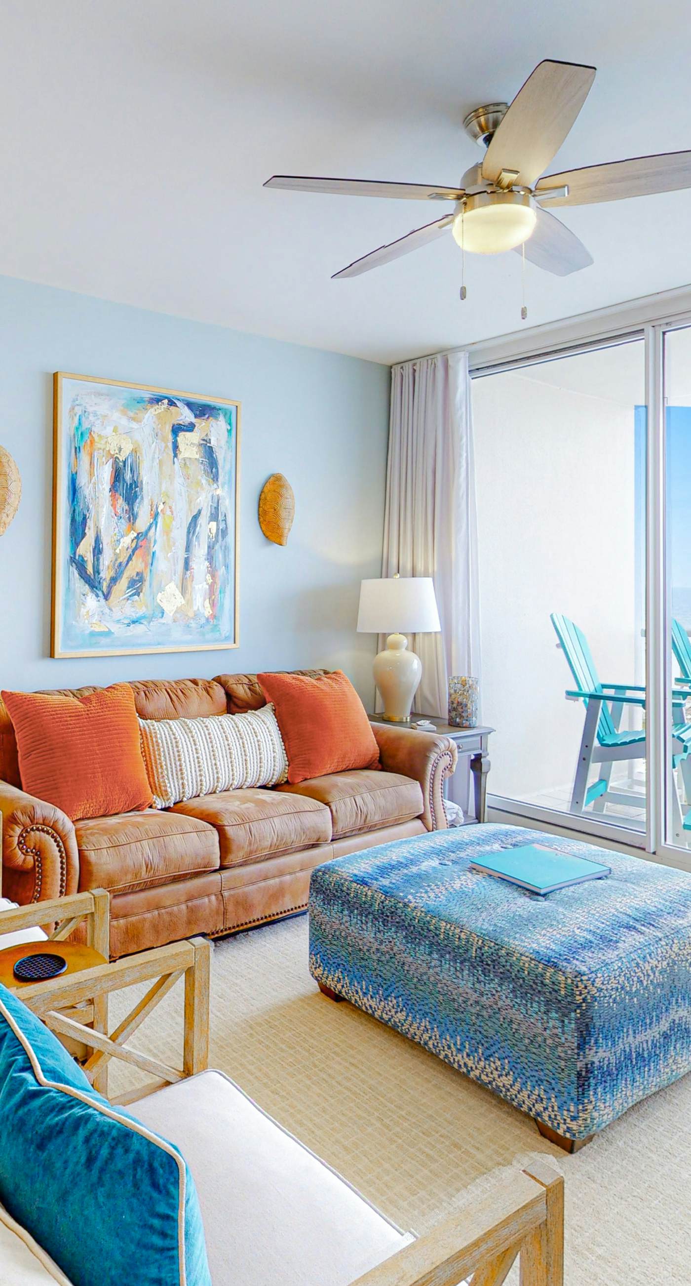 Gulffront Condo W Furnished Deck, Beach Access, Fast WiFi & Shared Pool Hot Tub