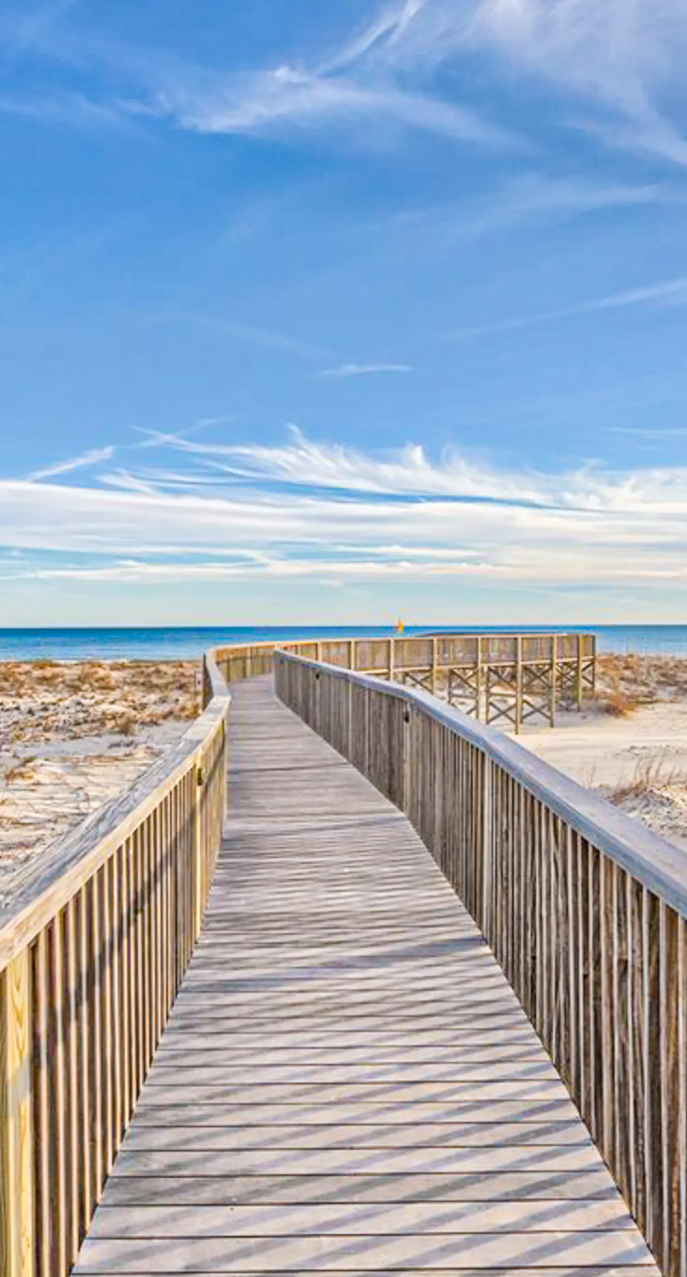 Gulffront Condo W Furnished Deck, Beach Access, Fast WiFi & Shared Pool Hot Tub