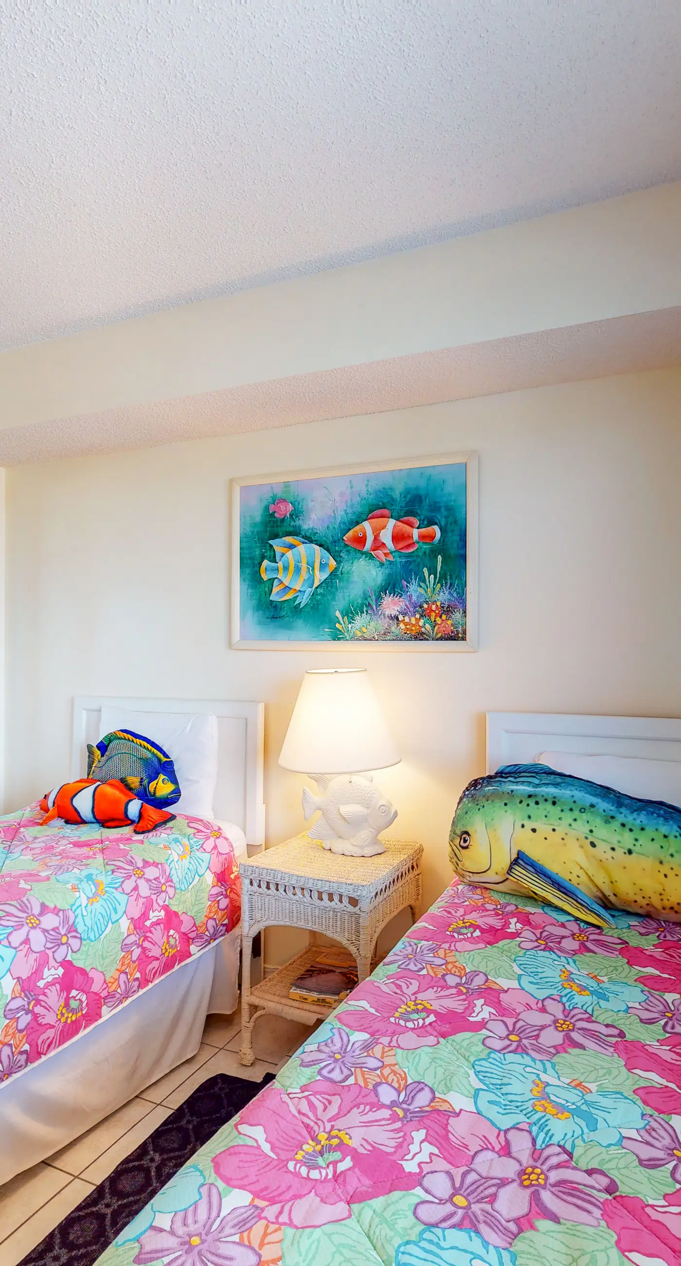 Oceanfront condo with Gulf-view balcony, beach access, pool, WiFi, & central AC