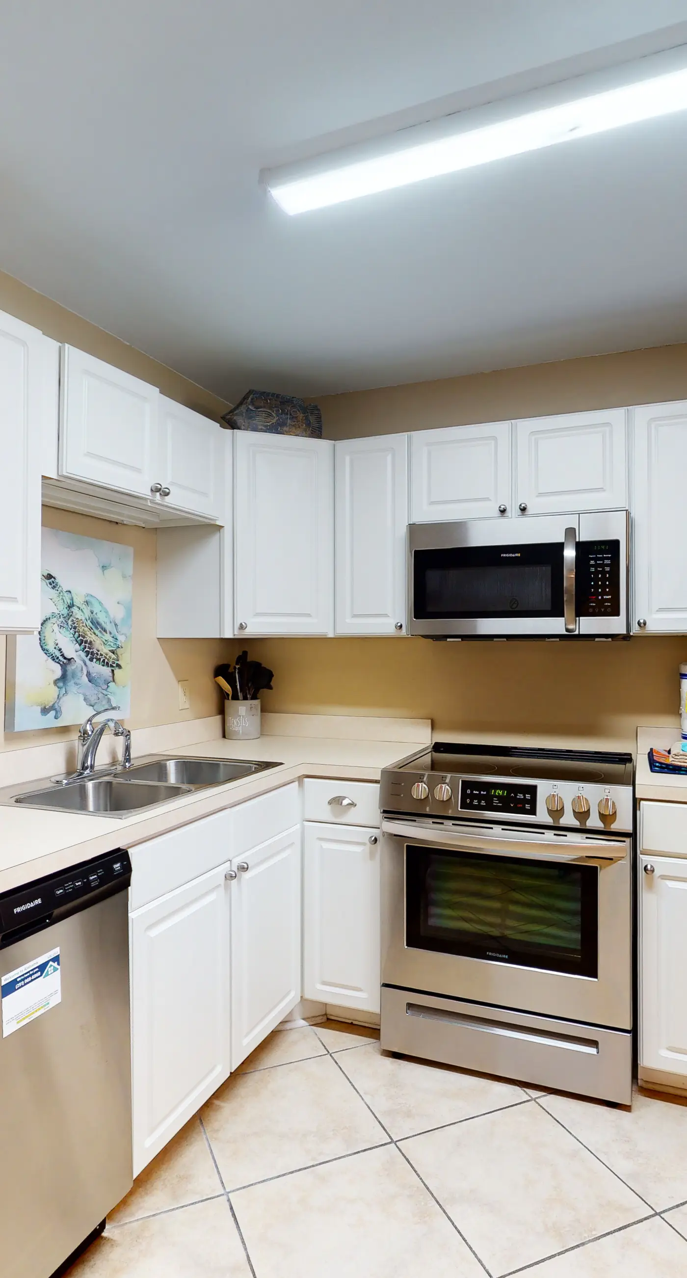 Gulf condo at Plantation East with beach access, pool, and a great location