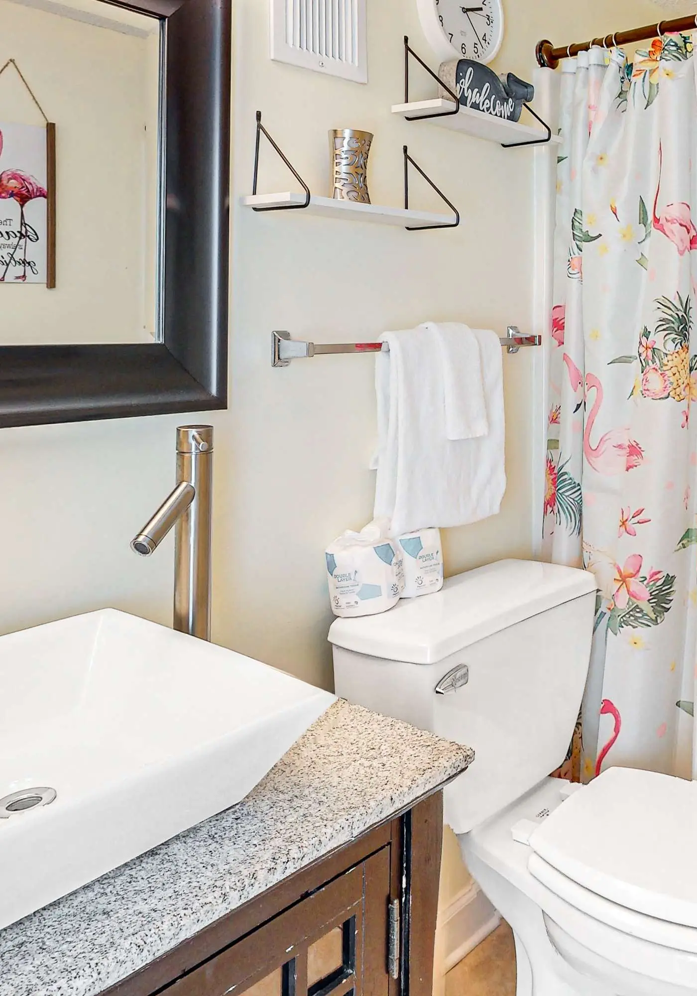 Waterfront condo with a full kitchen, pool, & beach access