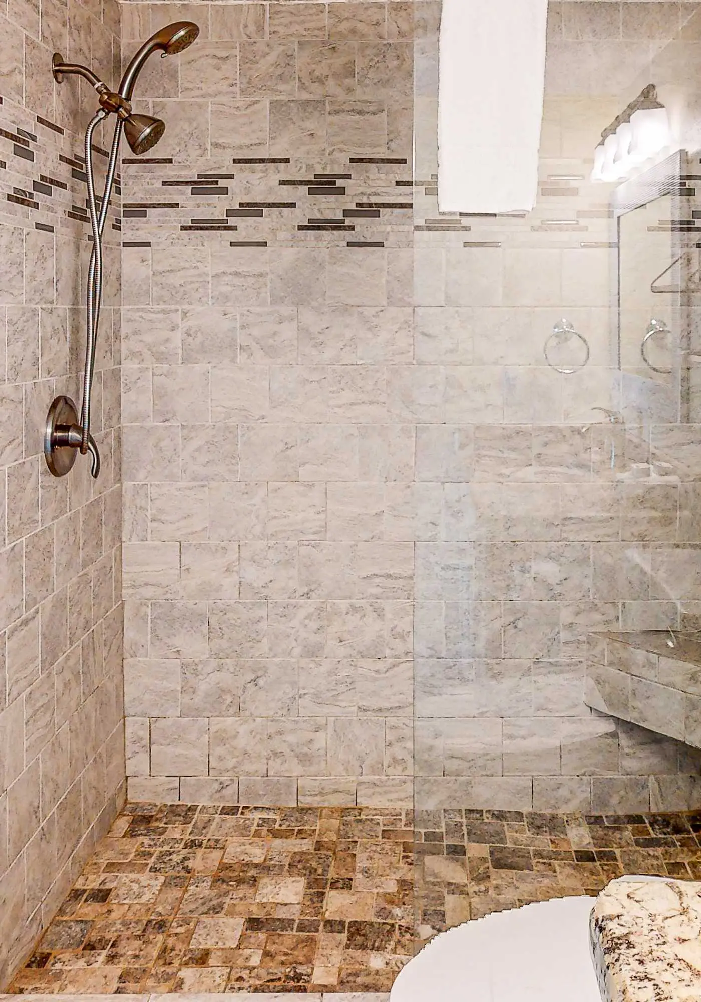 Waterfront condo with a full kitchen, pool, & beach access