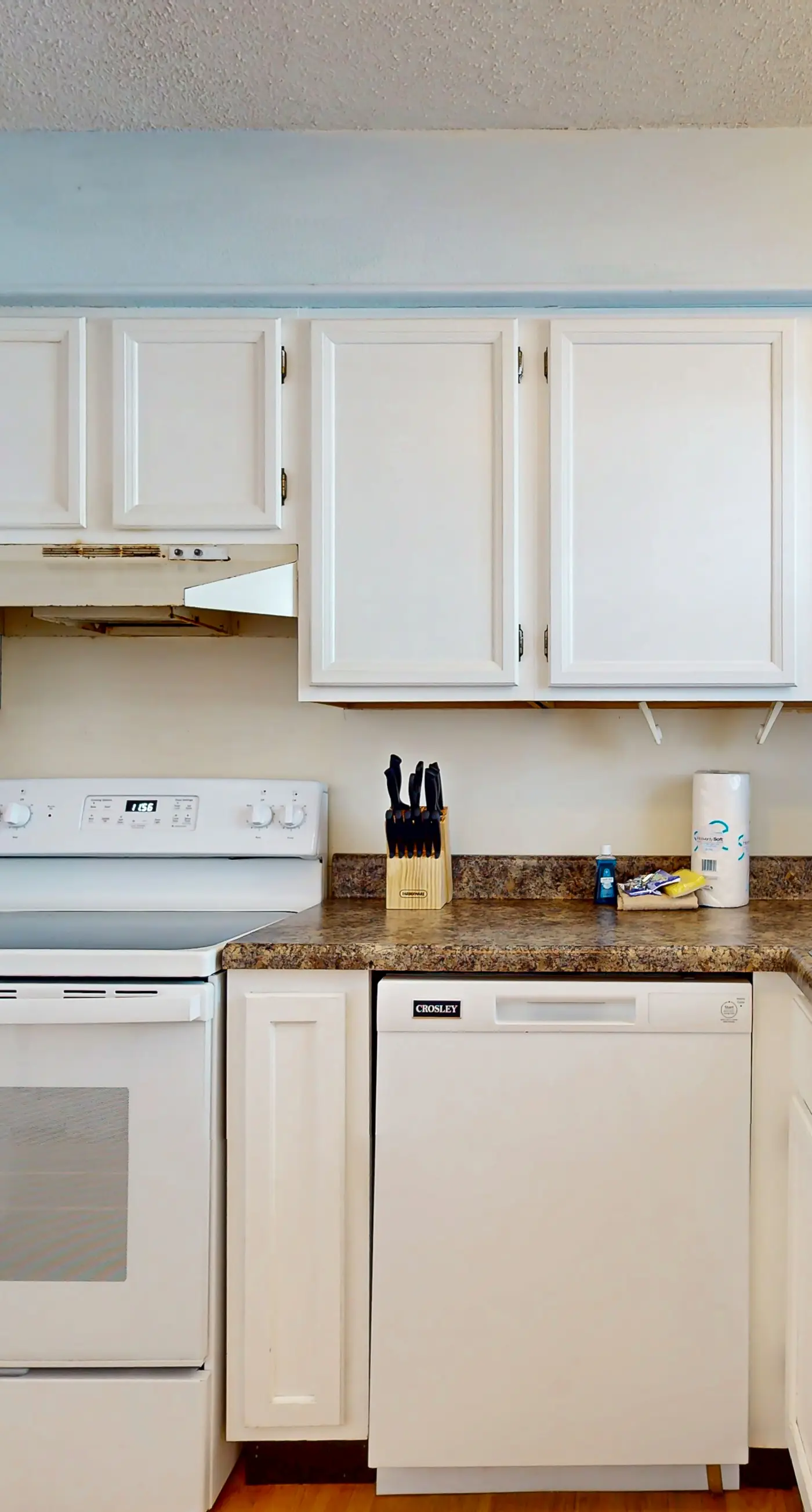 Waterfront condo with a furnished balcony, peek-a-boo Gulf views, & shared pools