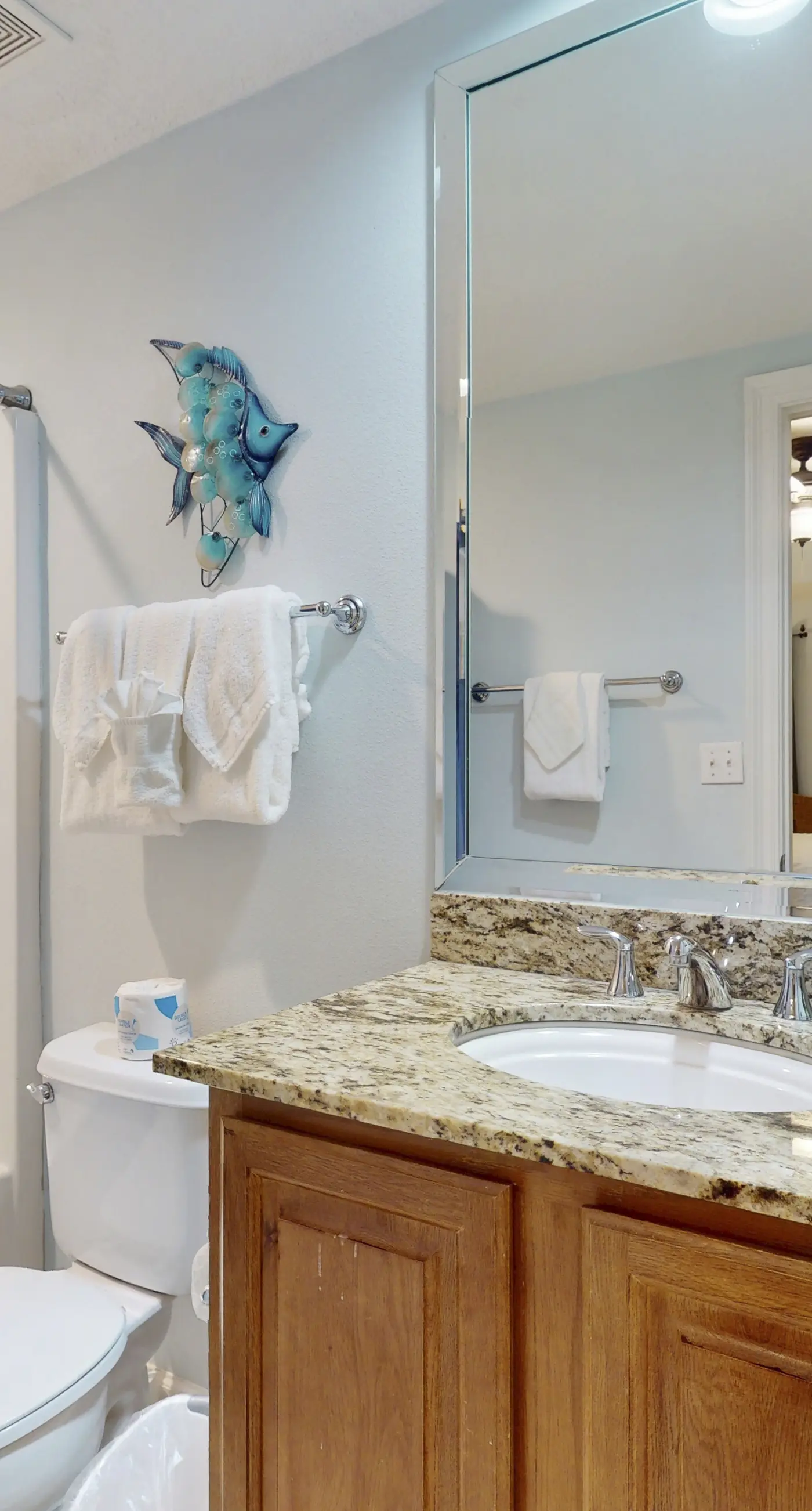 Luxurious beachfront condo w incredible Gulf view & shared pool hot tub