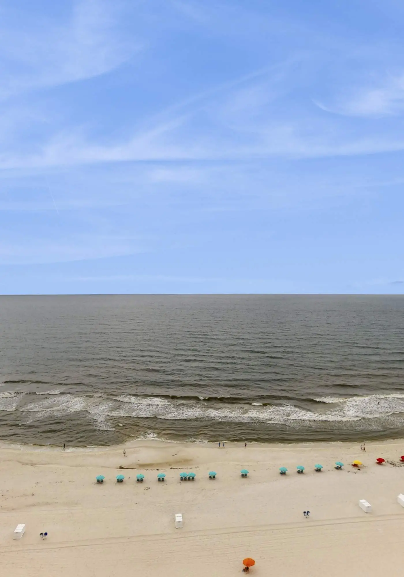 Luxurious beachfront condo w incredible Gulf view & shared pool hot tub