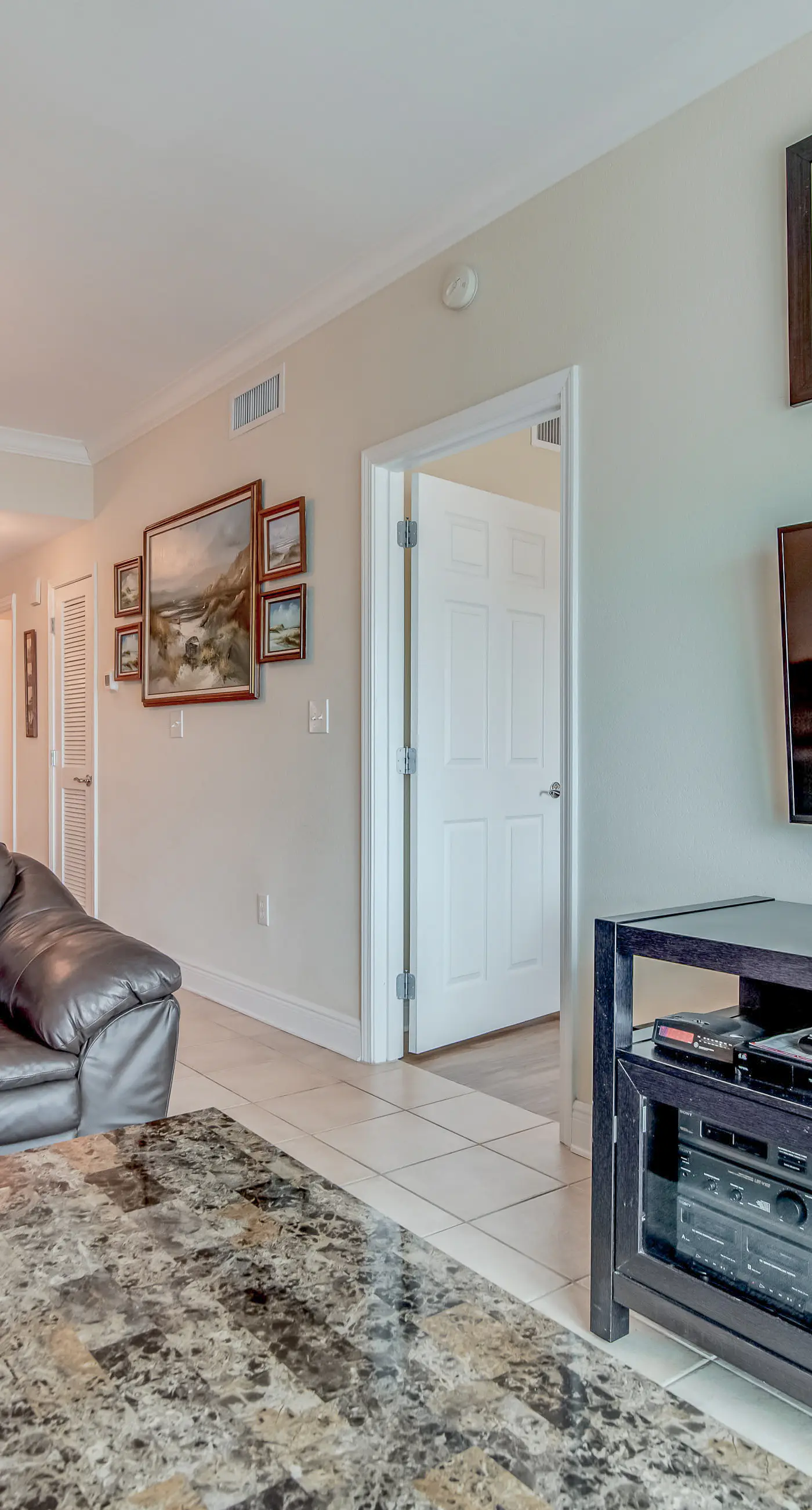 Condo overlooking the Gulf with pools, lazy river & breezeway to beach