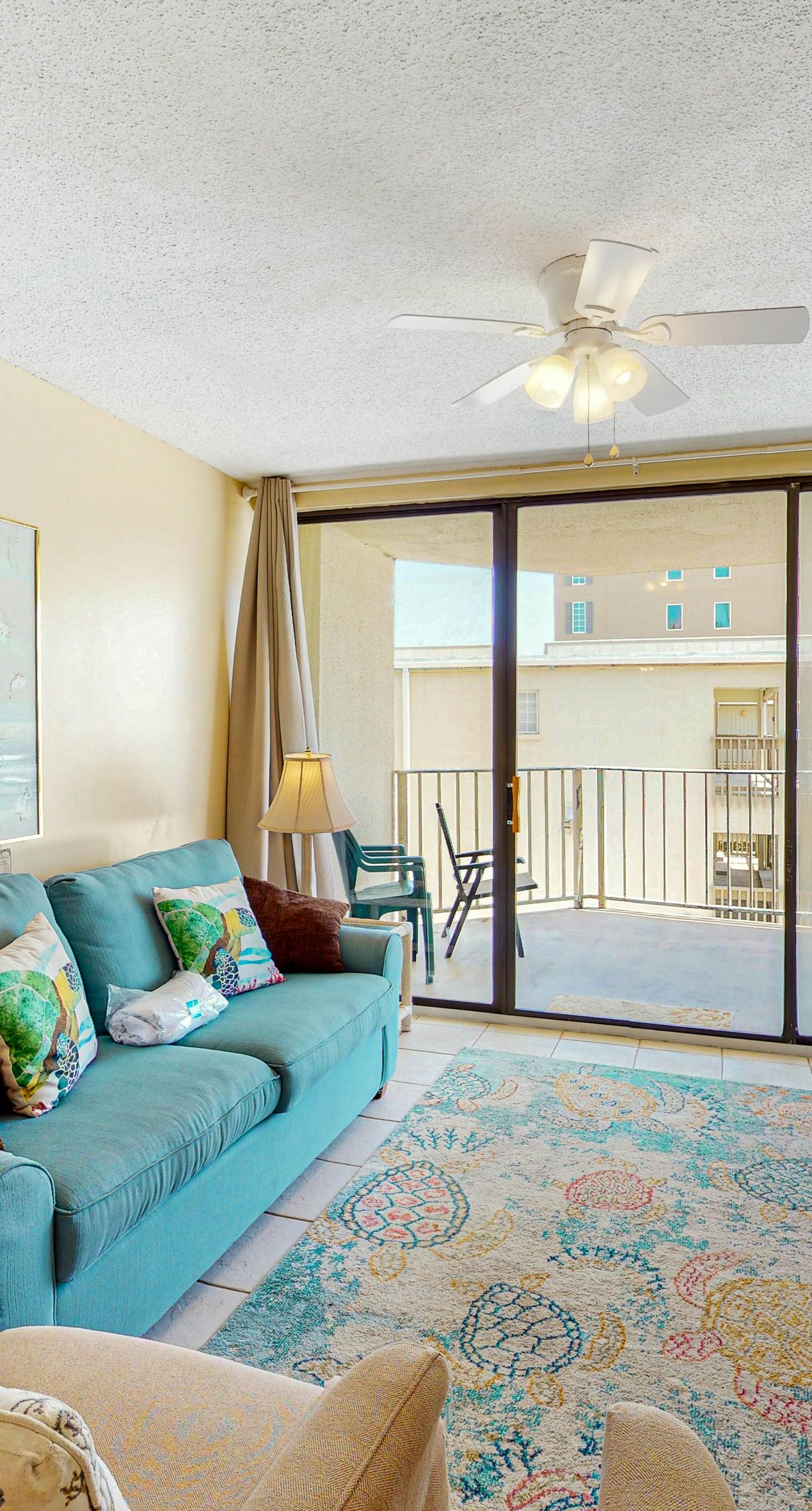 Beachfront condo with balcony overlooking Gulf of Mexico & resort pool