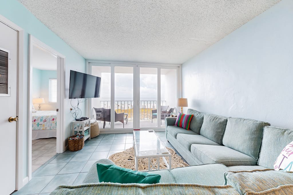 Beachfront Condo w a Shared Outdoor Pool & Gulf Views