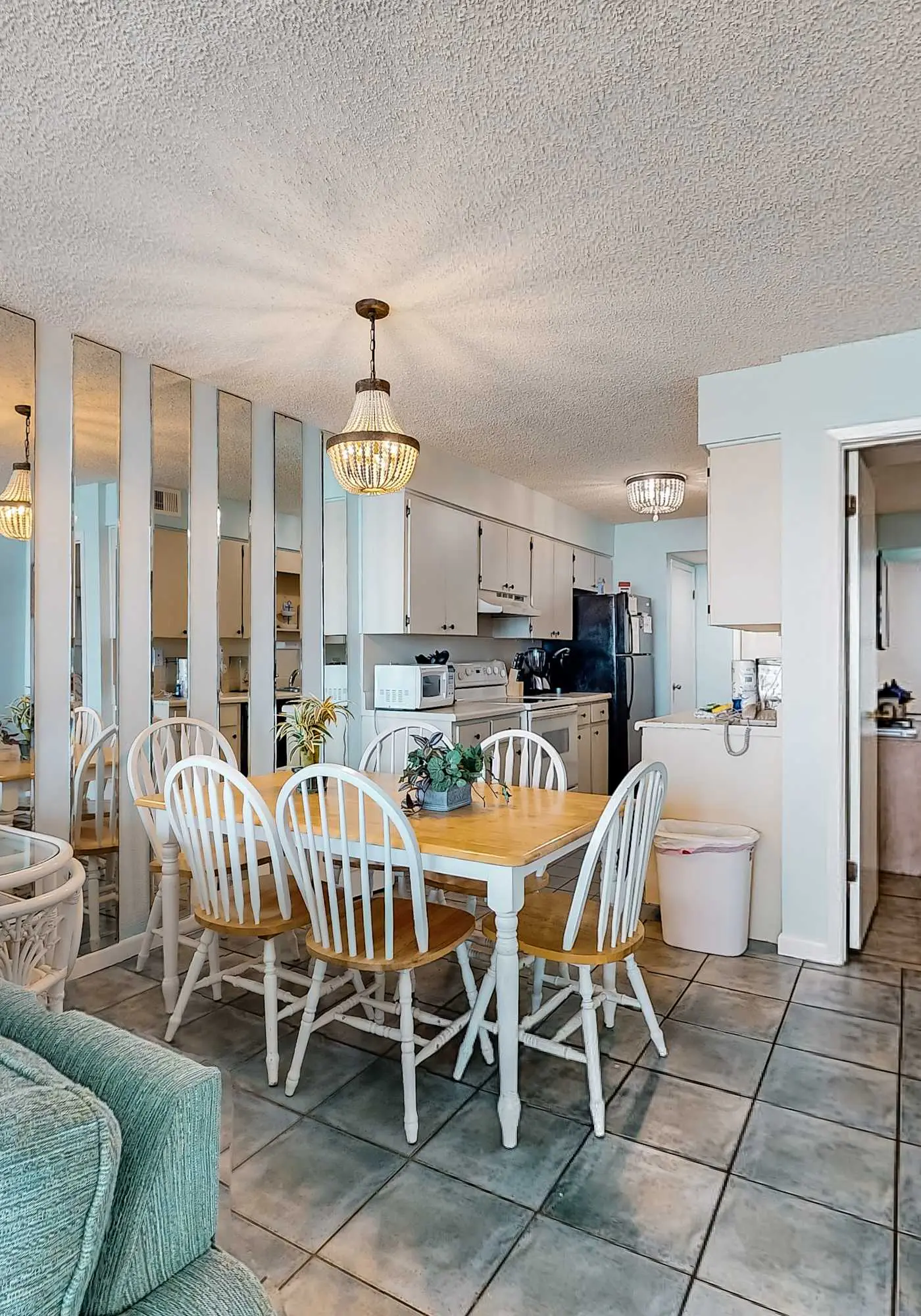 Beachfront Condo w a Shared Outdoor Pool & Gulf Views