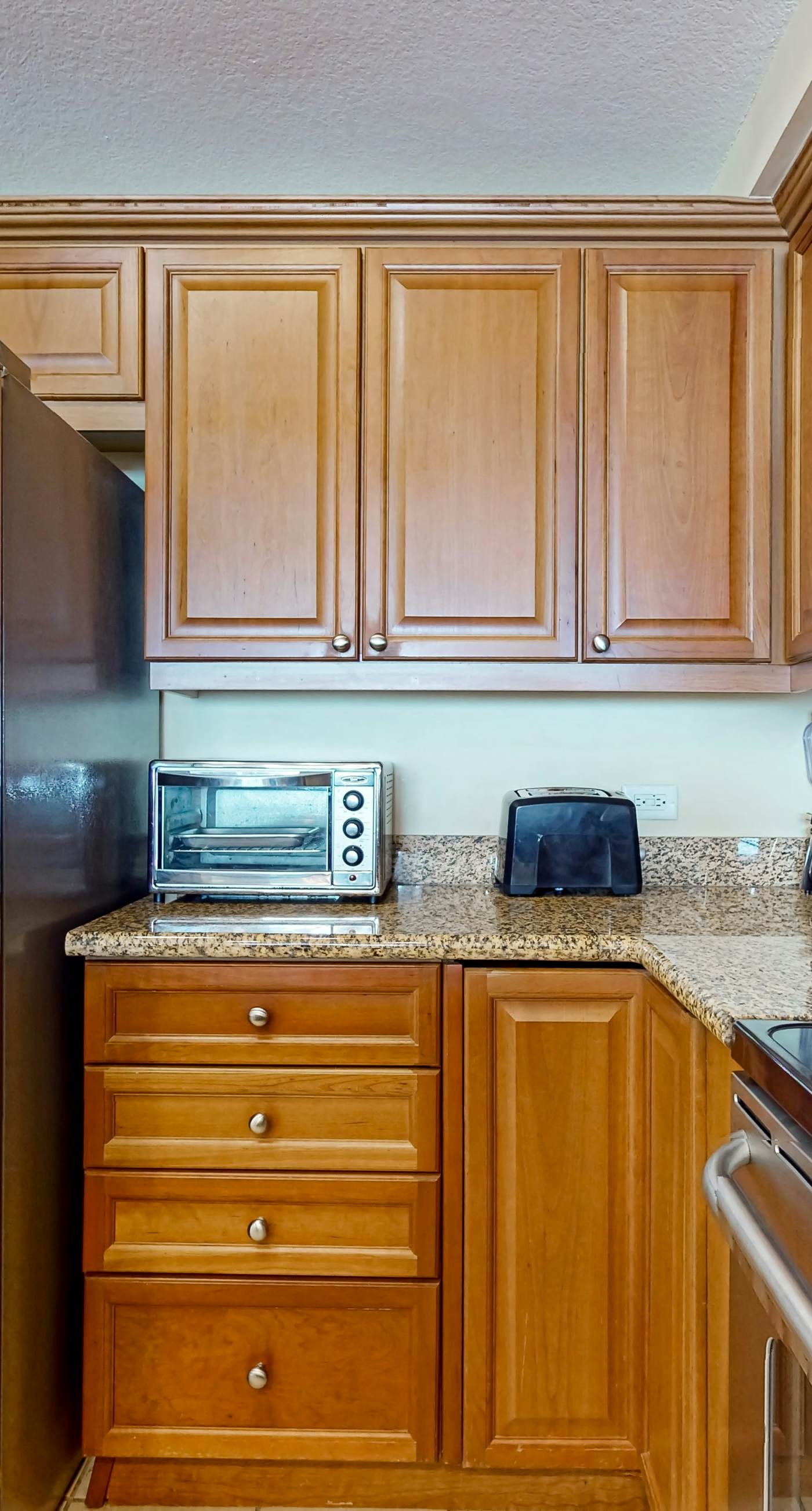 Gulf front condo w swim-through outdoor & indoor pool, hot tub, and sauna