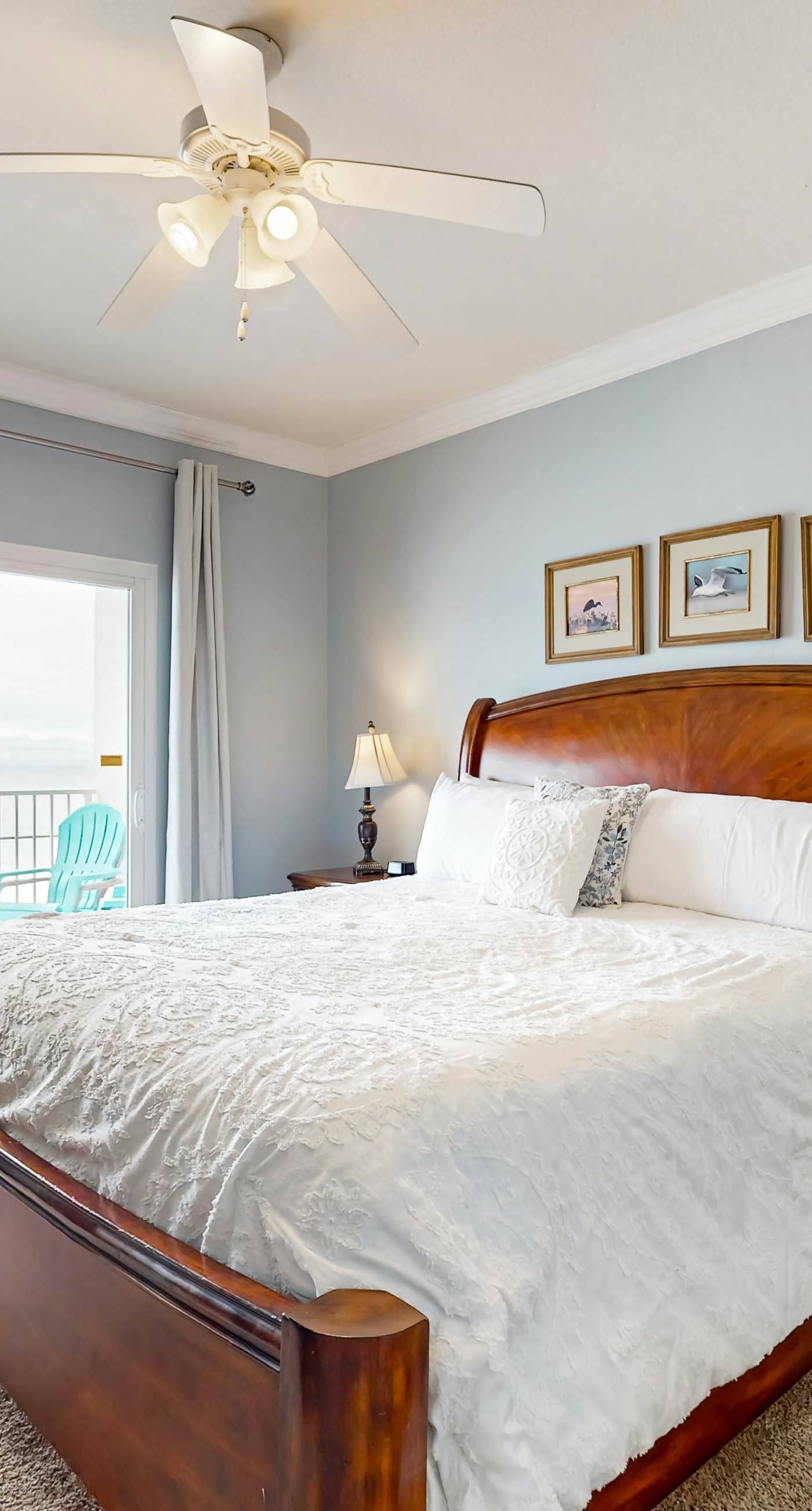 Gulf front condo w swim-through outdoor & indoor pool, hot tub, and sauna