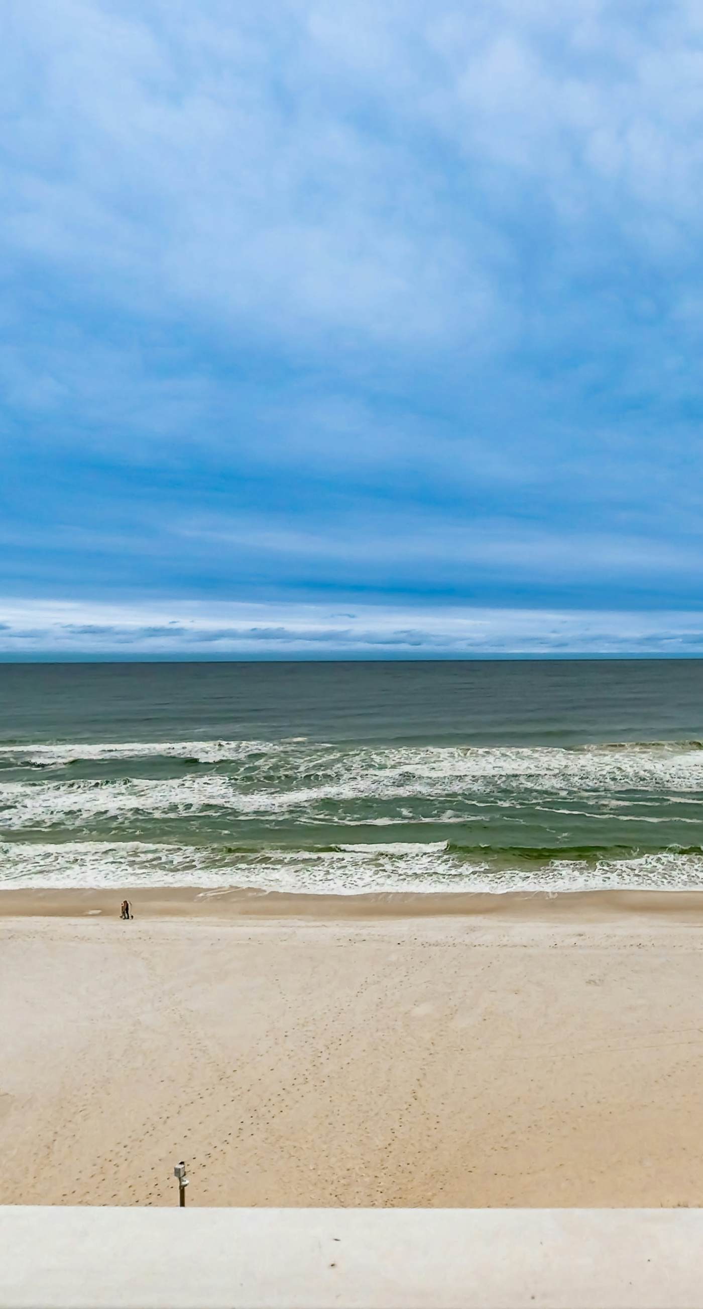 Gulf front condo w swim-through outdoor & indoor pool, hot tub, and sauna