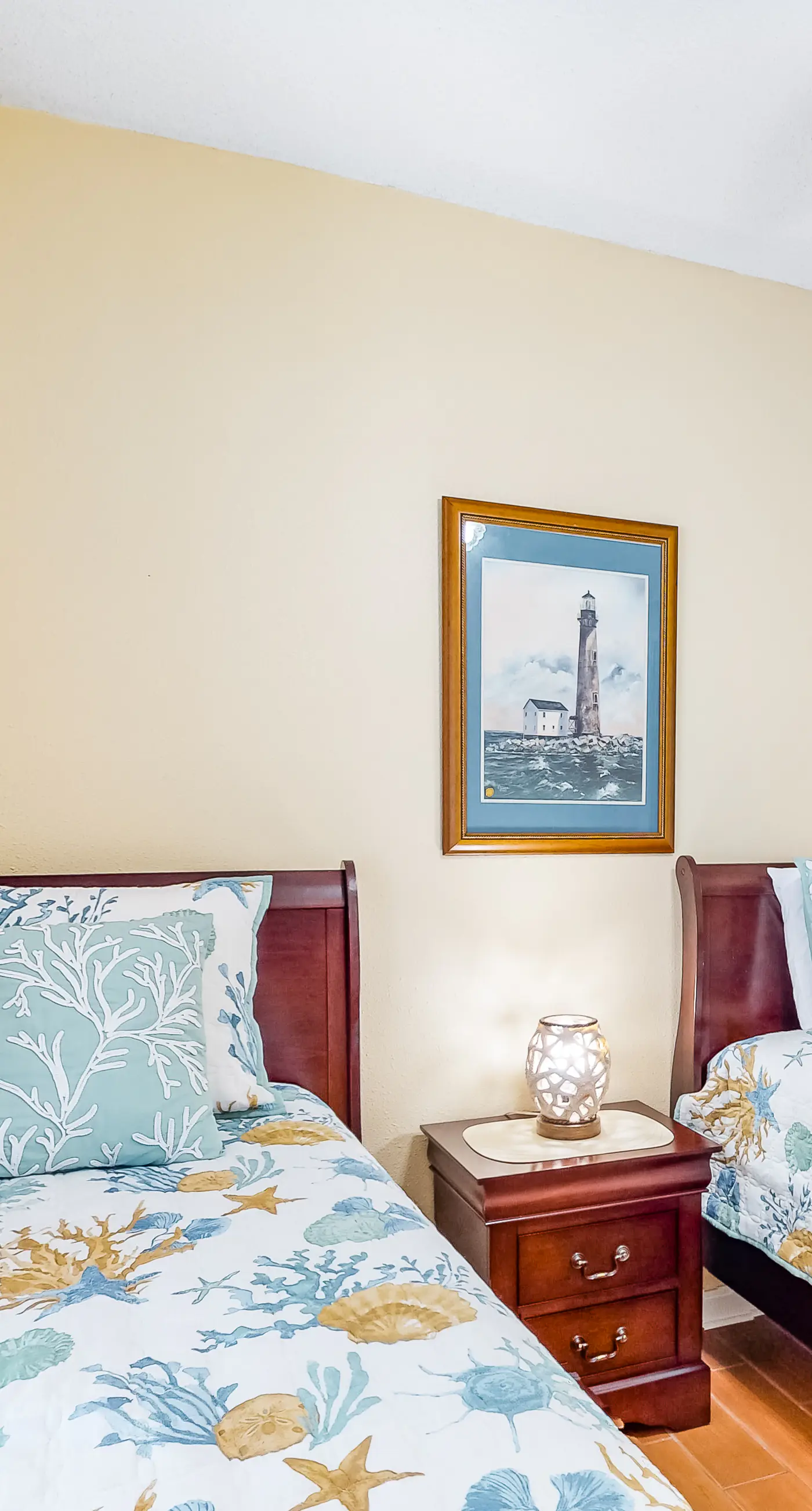 Gulf front getaway w/ panoramic beach views & a shared, heated pool