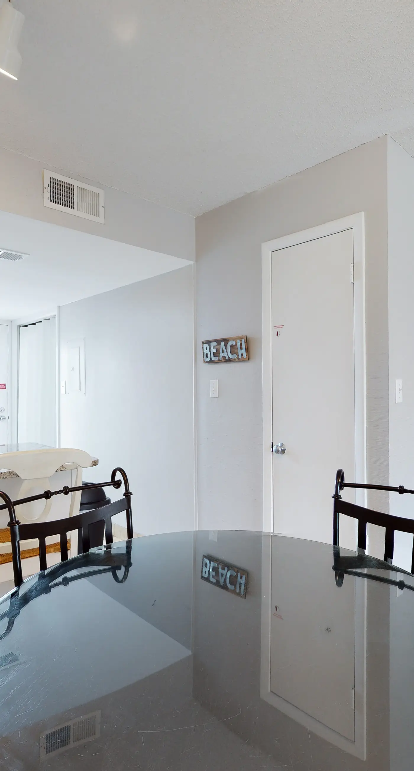 Inviting Condo w/ Shared Pools, Hot Tub, Tennis, & Beach Access