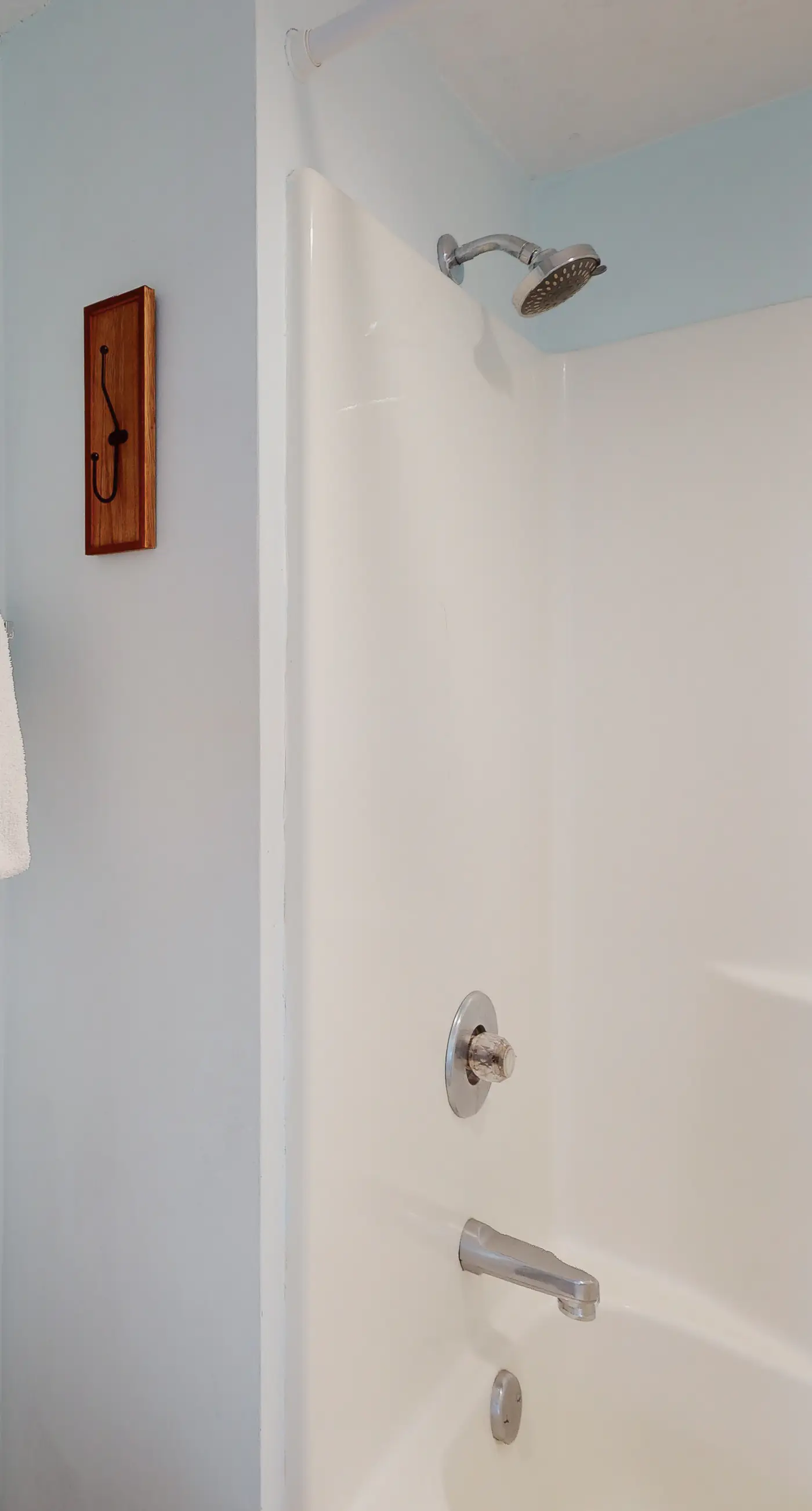 Inviting Condo w/ Shared Pools, Hot Tub, Tennis, & Beach Access