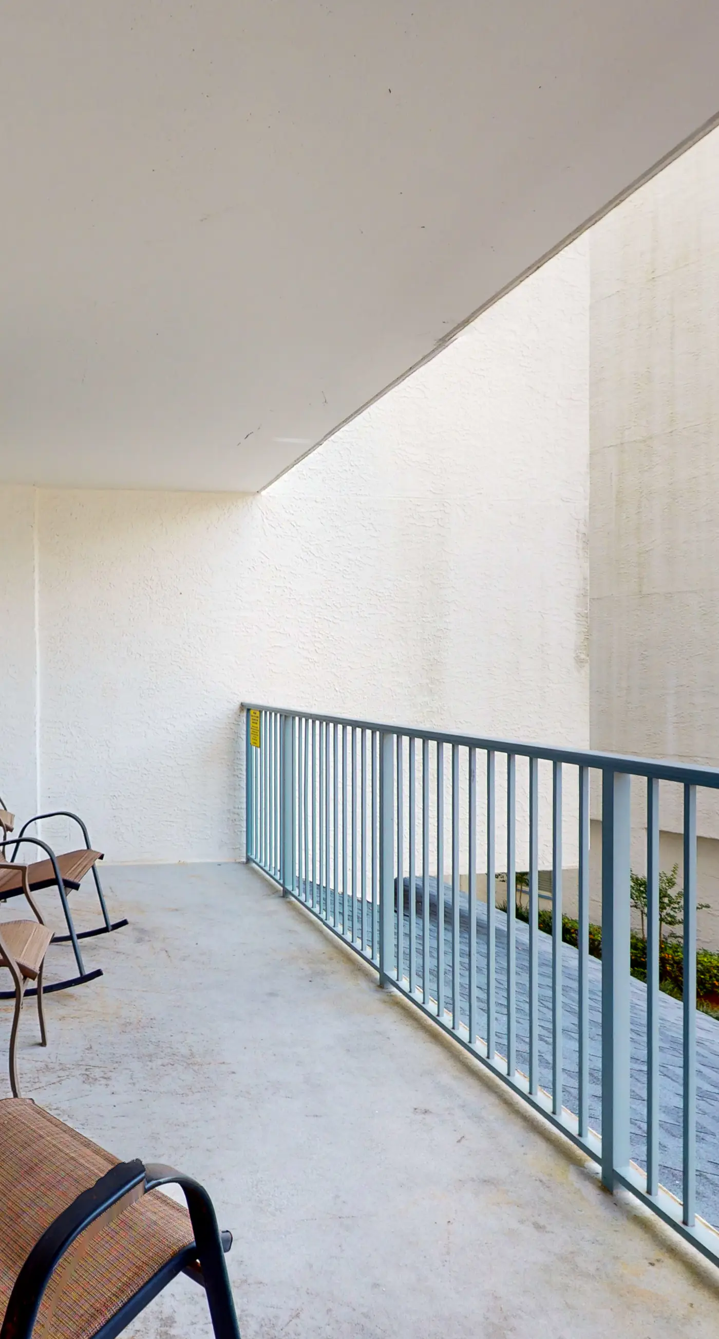 Inviting Condo w/ Shared Pools, Hot Tub, Tennis, & Beach Access