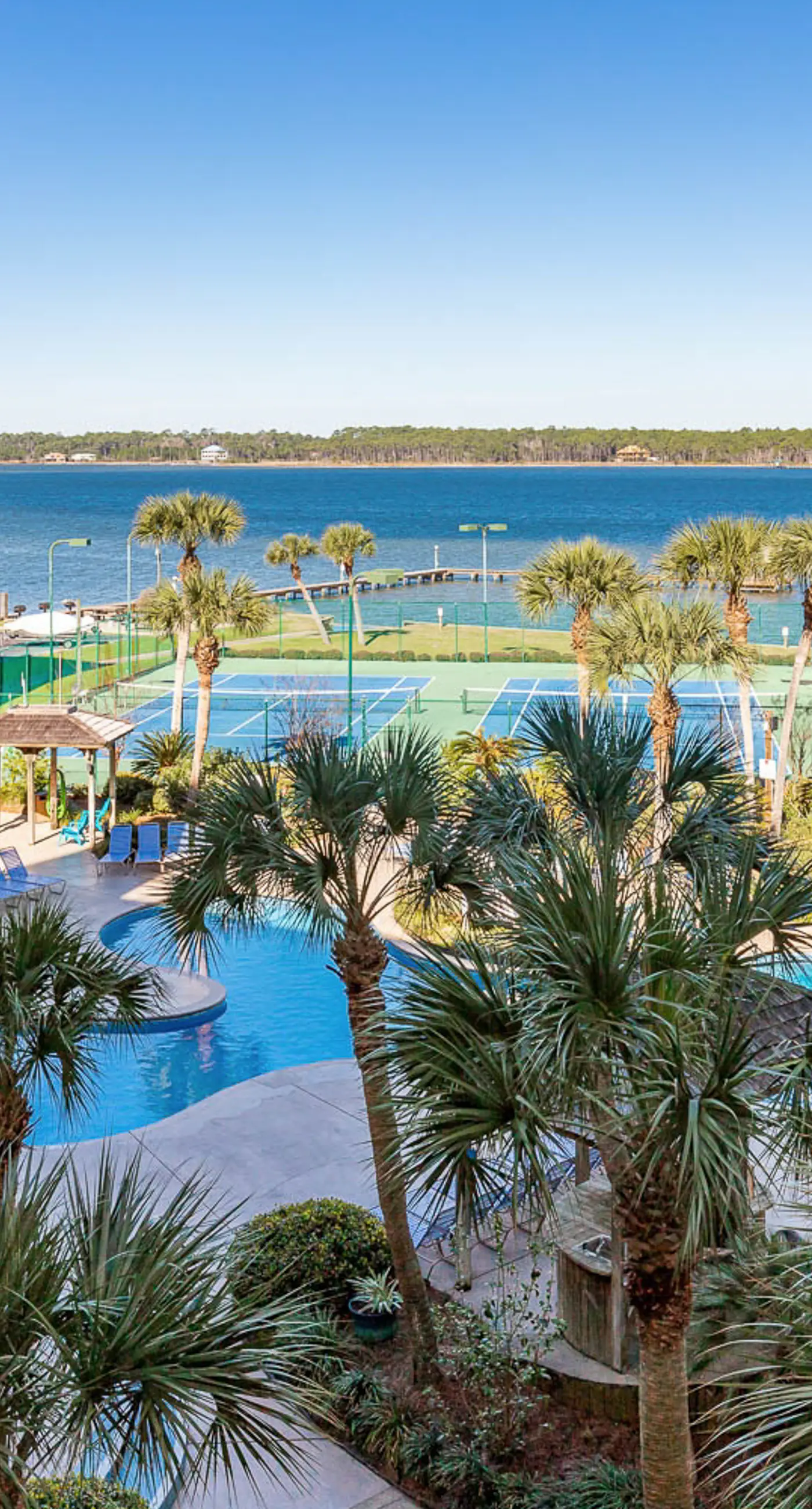 Inviting Condo w/ Shared Pools, Hot Tub, Tennis, & Beach Access