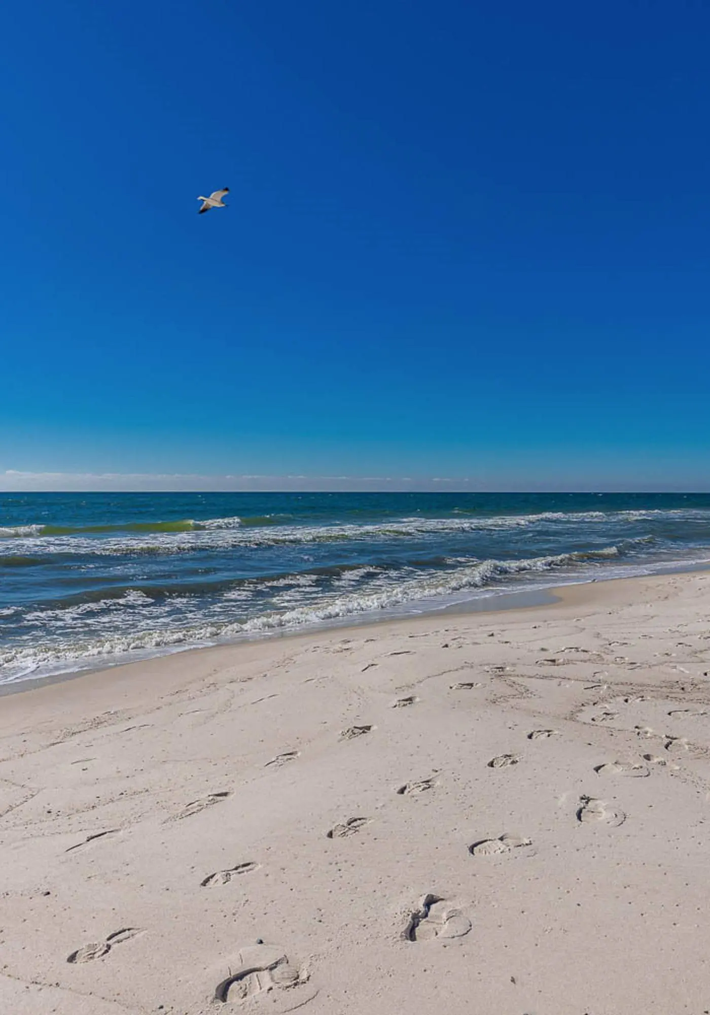 Inviting Condo w/ Shared Pools, Hot Tub, Tennis, & Beach Access