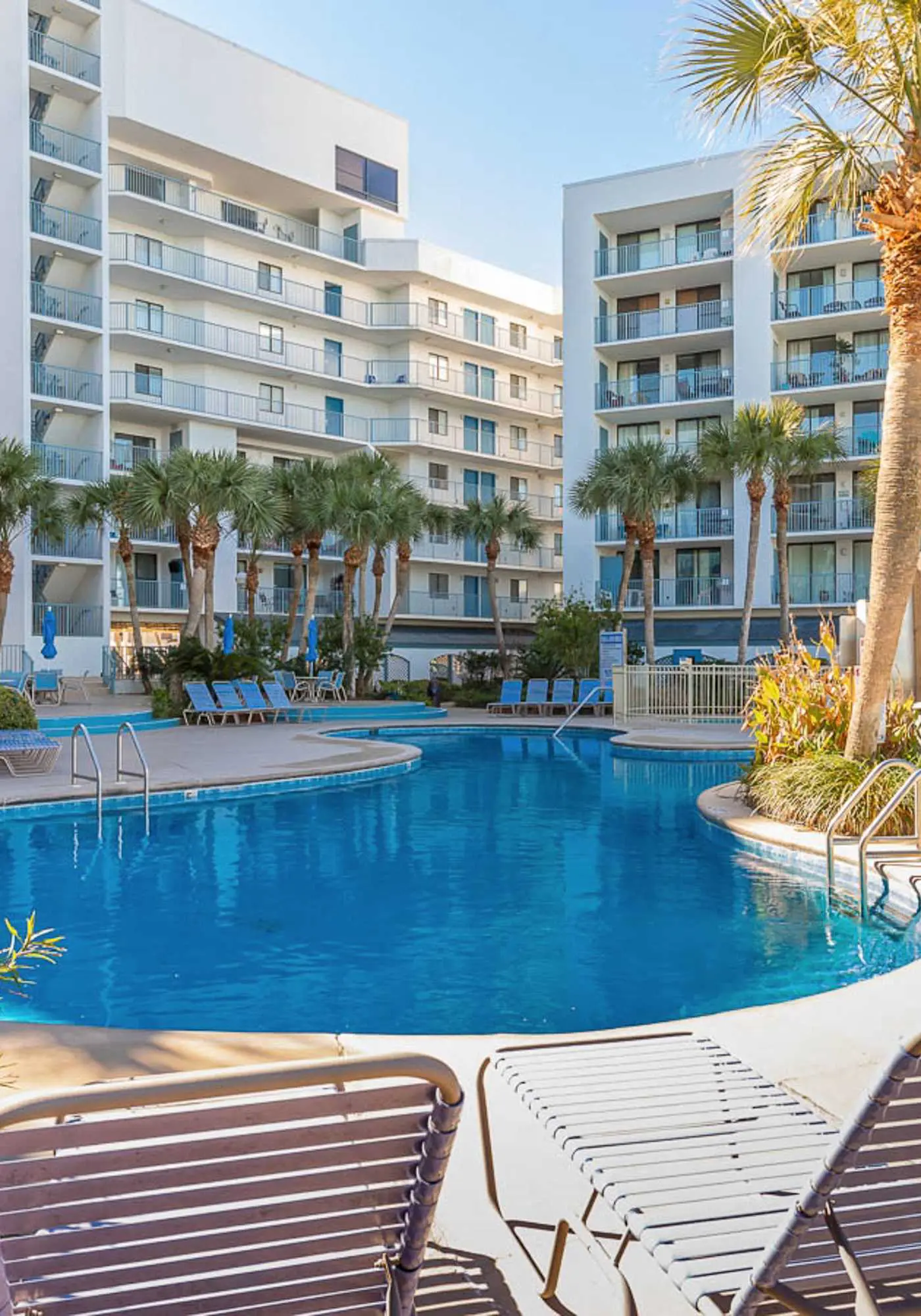 Inviting Condo w/ Shared Pools, Hot Tub, Tennis, & Beach Access